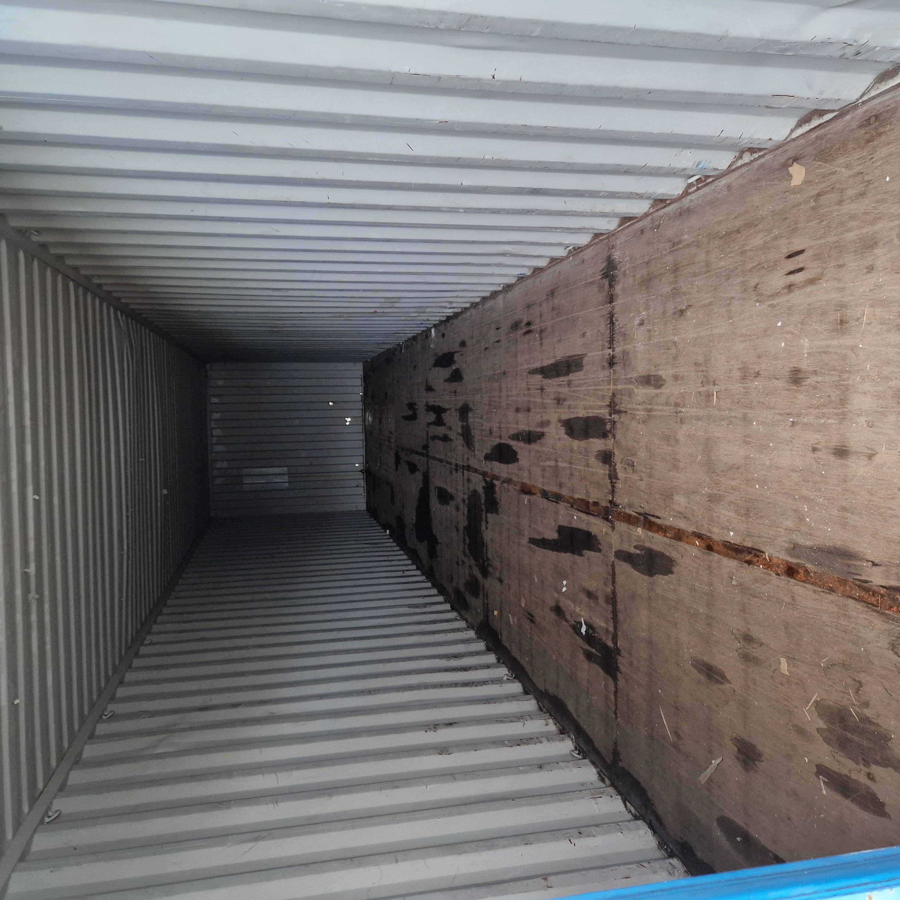 SELT / SOLD Gámur 40 fet. - 41555 -