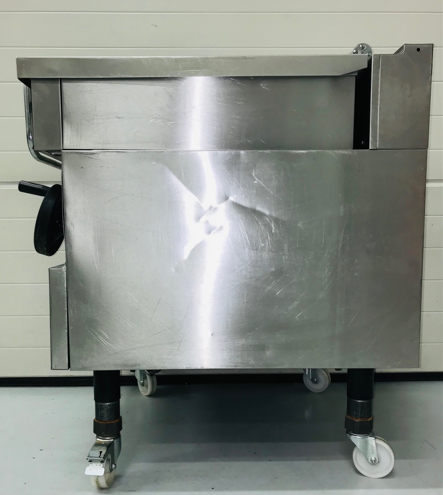 SELT / SOLD - Zanussi 80-100L veltipanna á hjólum 13