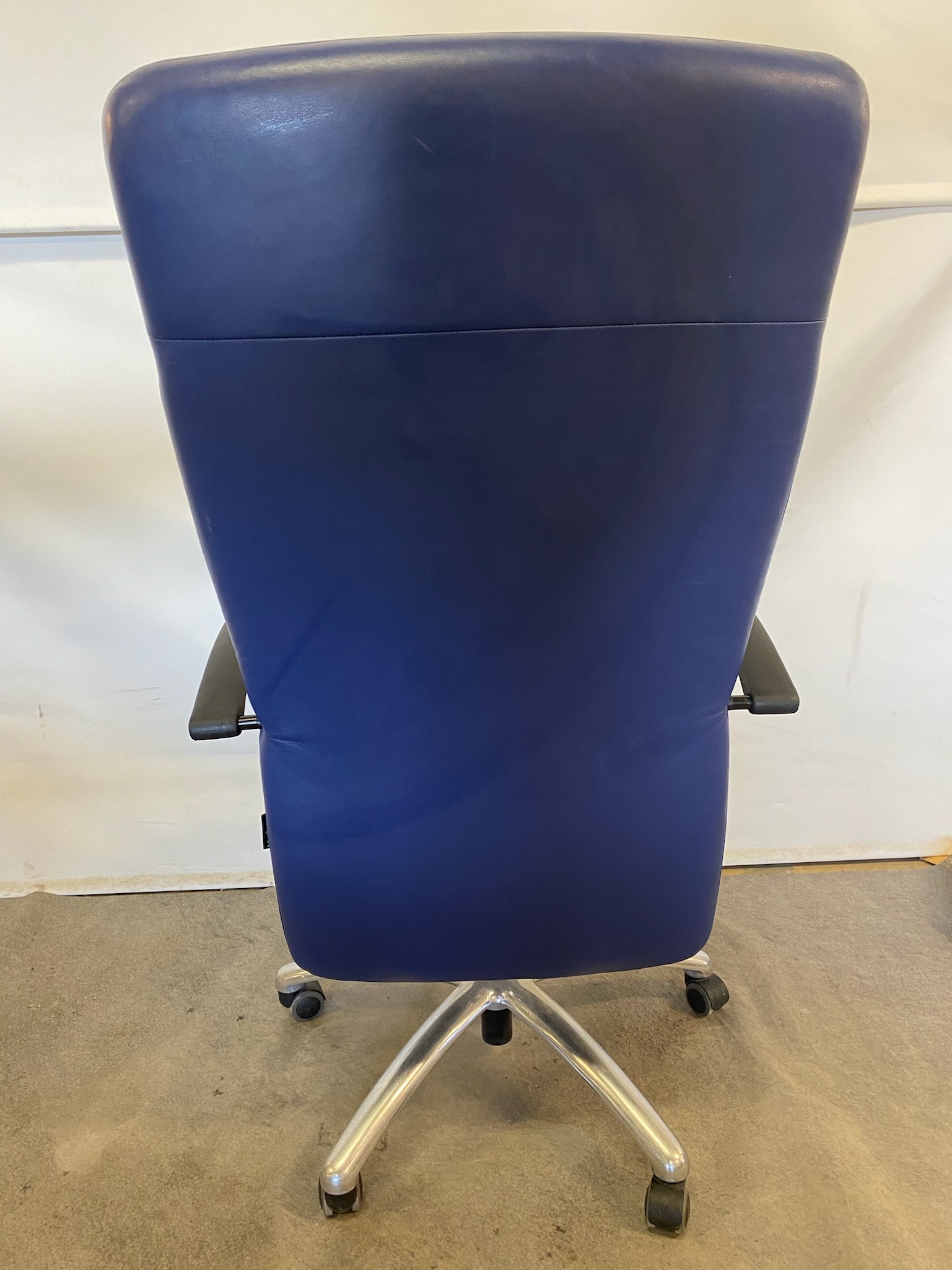 SELT / SOLD Dauphin skrifstofustóll frá Pennanum 4