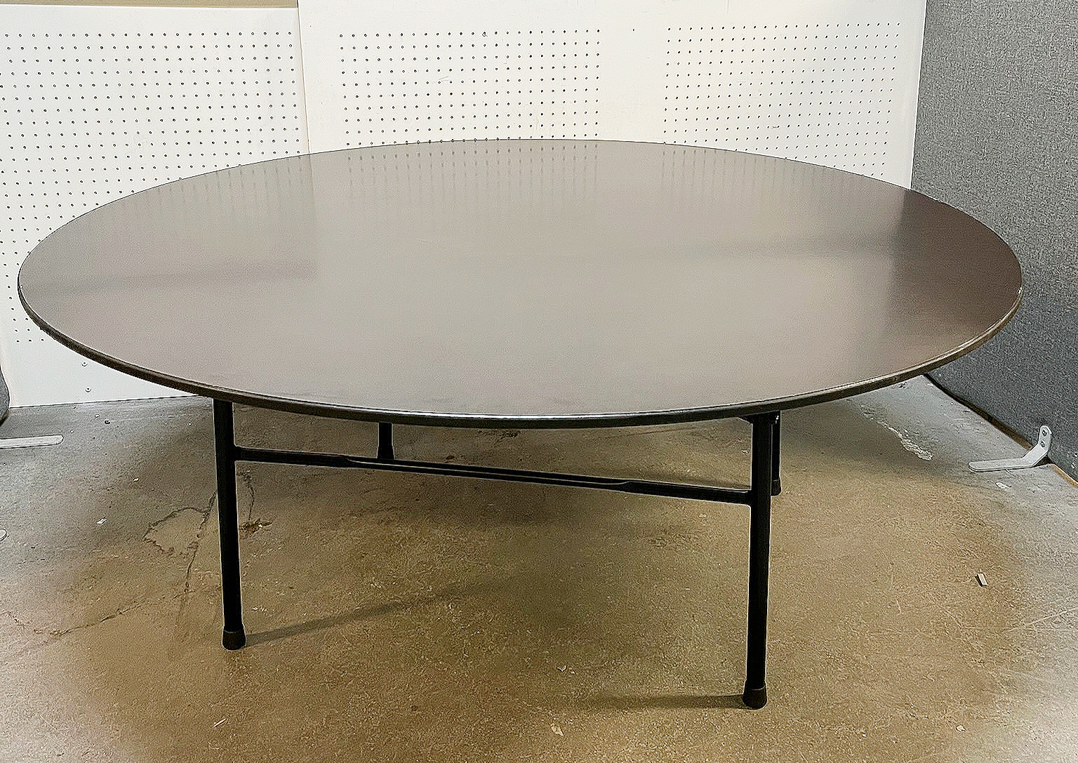 SELT / SOLD Metafox veisluhringborð, fellanleg, 6-8 manna Ø180xH76sm. (24 stk.)