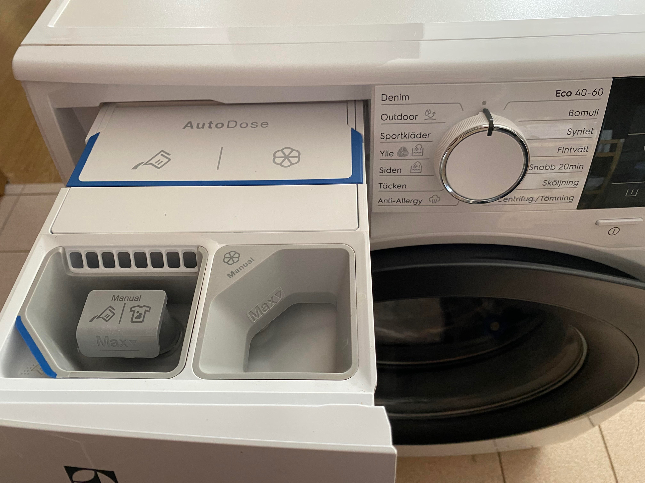 SELT / SOLD Electrolux þvottavél, 600 PerfectCare, 8kg, 1400sn 2