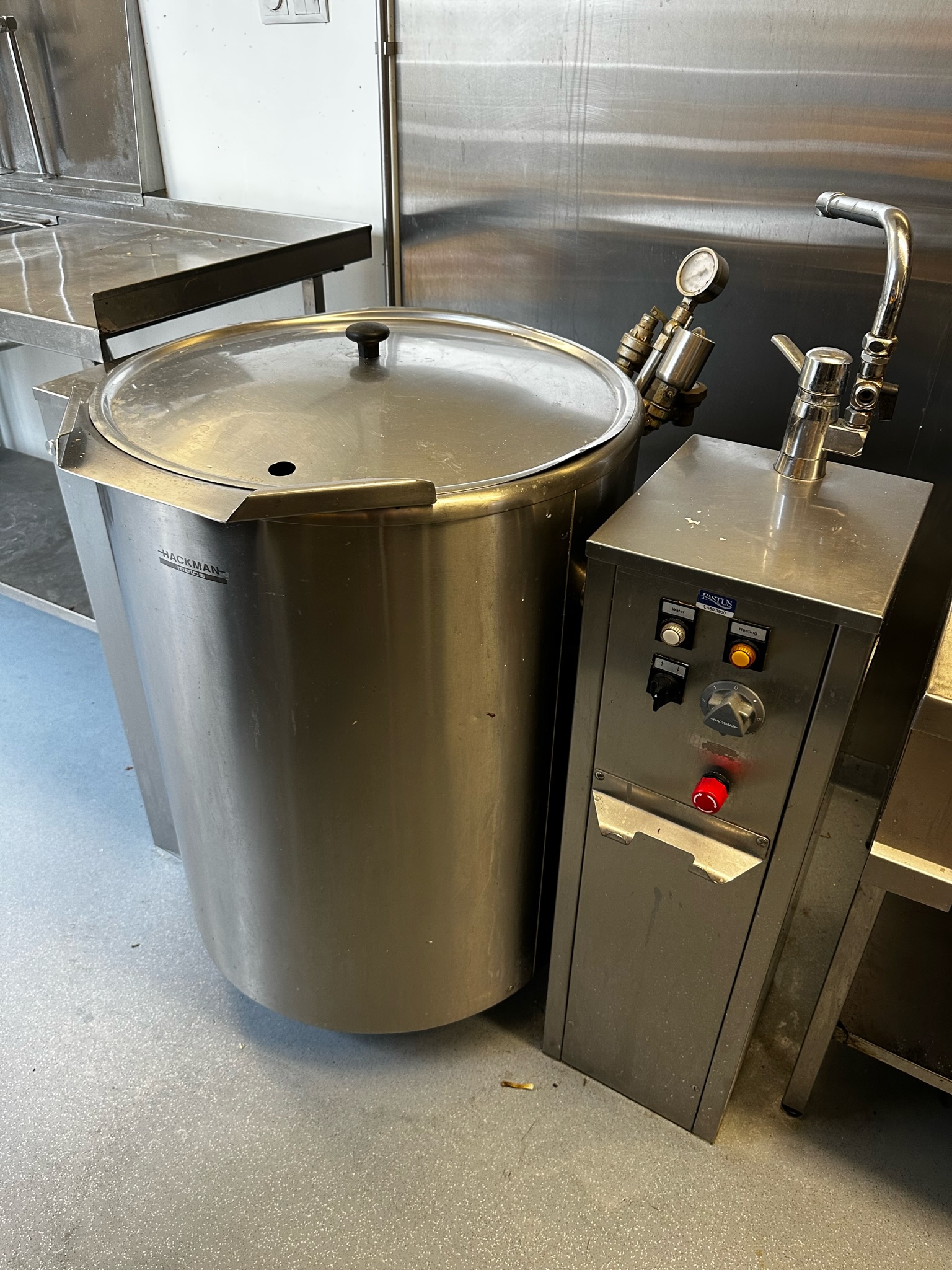 SELT / SOLD Hackman suðupottur - 120 lítra