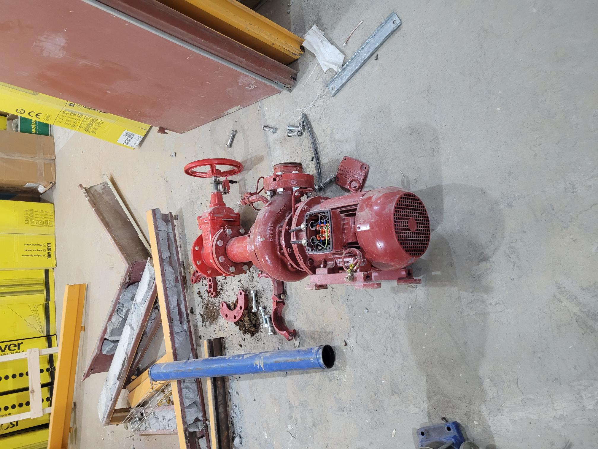 SELT / SOLD - Öflug sprinklerdæla 7.5 kw 3