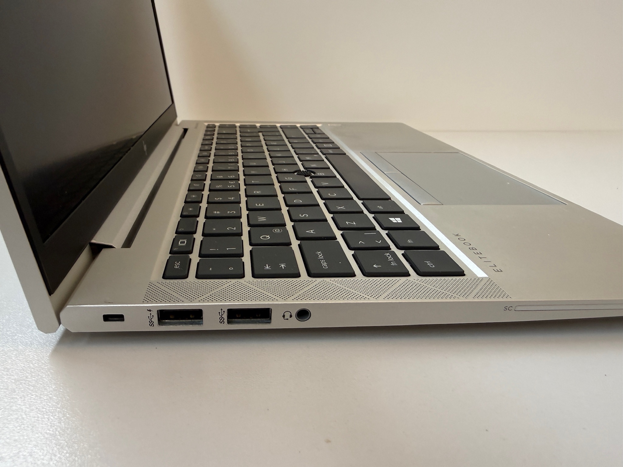 SELT / SOLD HP Elitebook fartölva 4