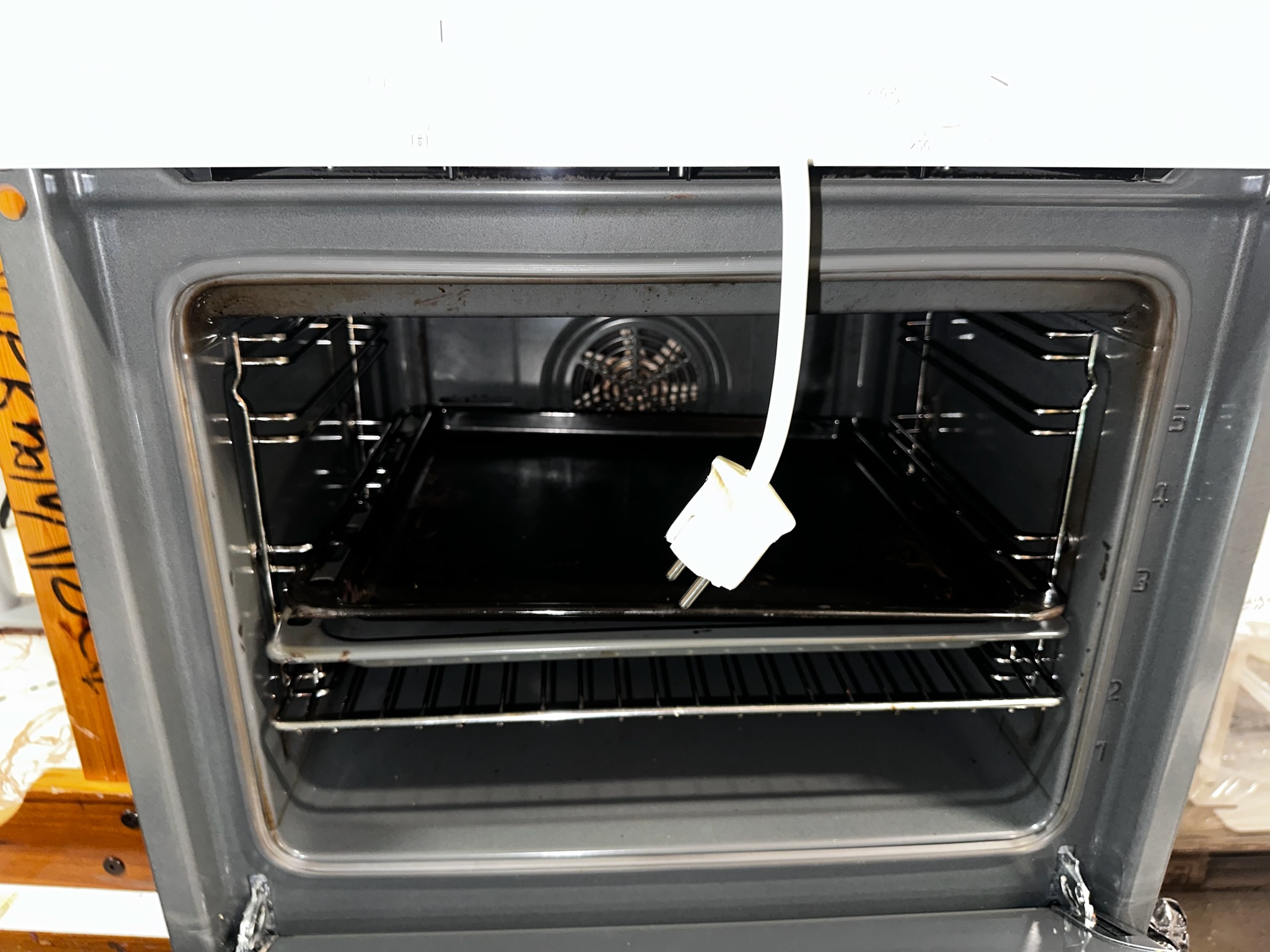 SELT/SOLD Bosch bökunarofn 3
