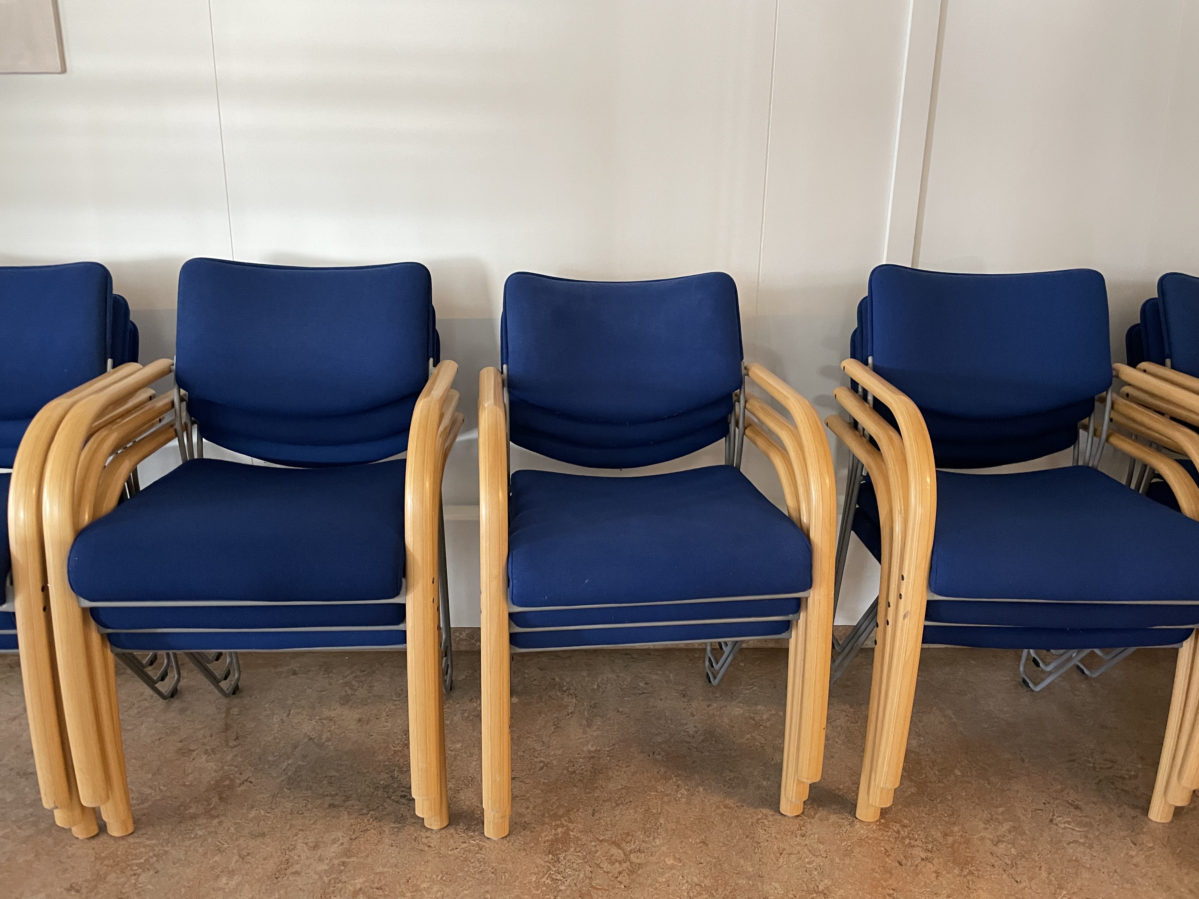 SELT / SOLD Vandaðir taustólar