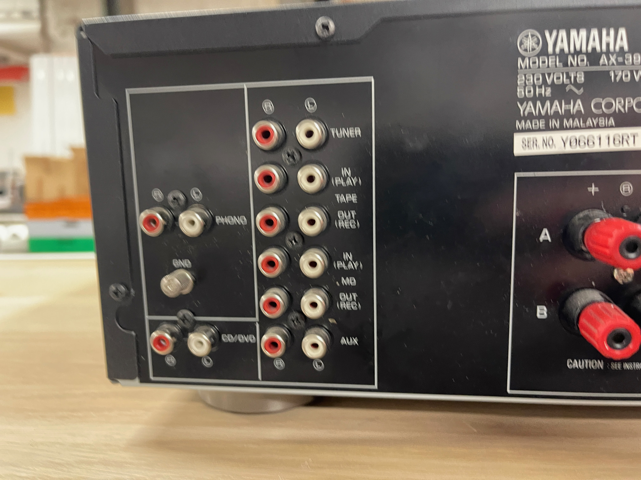 Selt/Endurnýtt-Yamaha AX 397 7