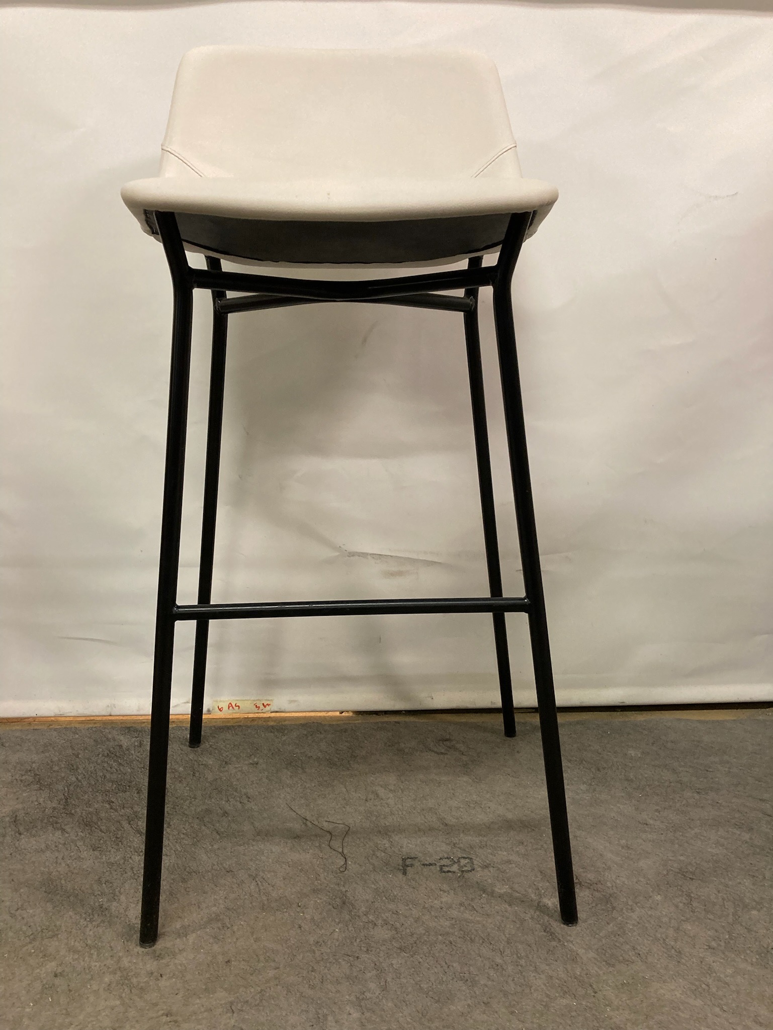 SELT / SOLD Barstólar með leður sæti 3