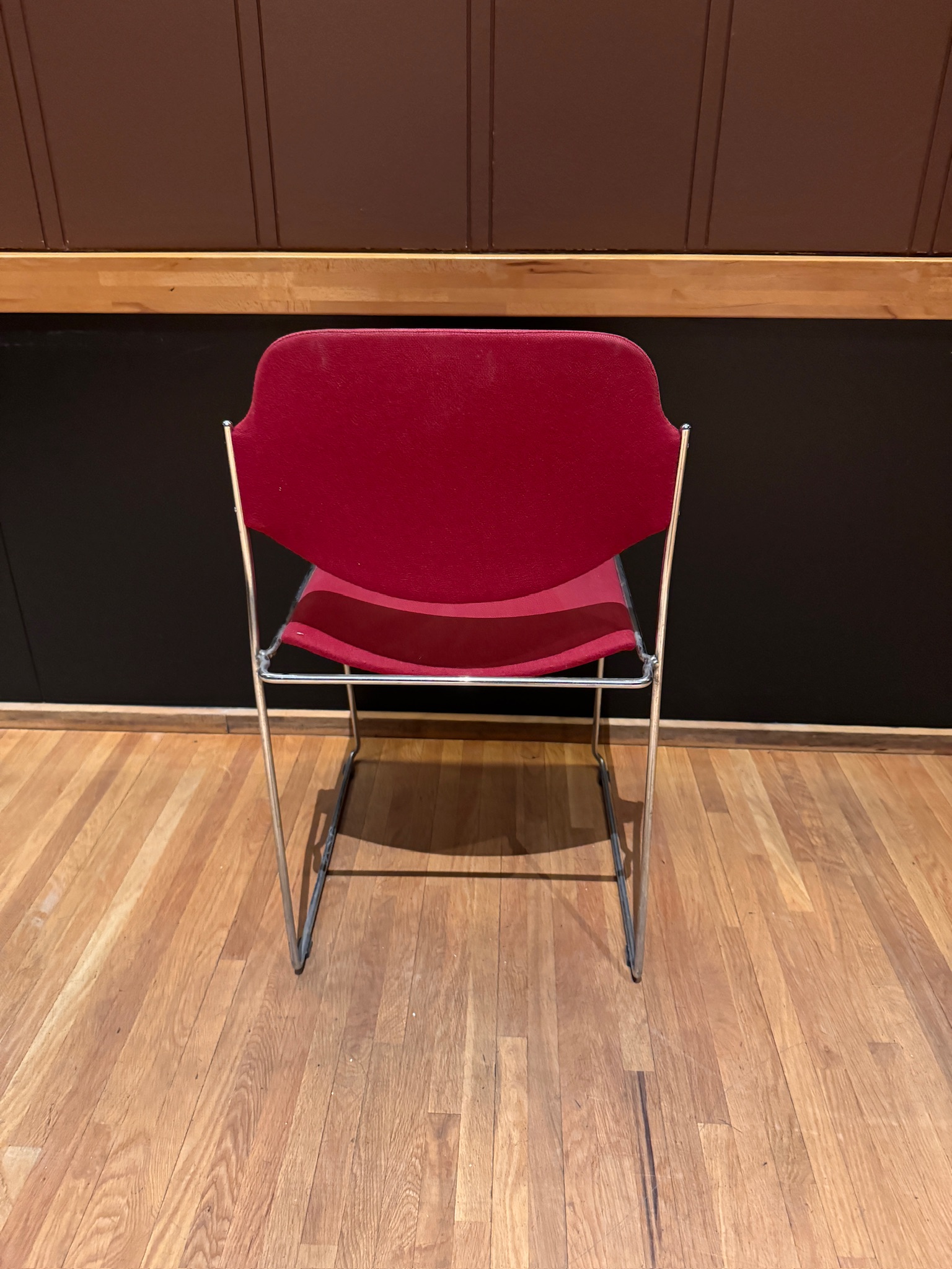 SELT / SOLD Veislustólar, staflanlegir - Íslensk framleiðsla 8