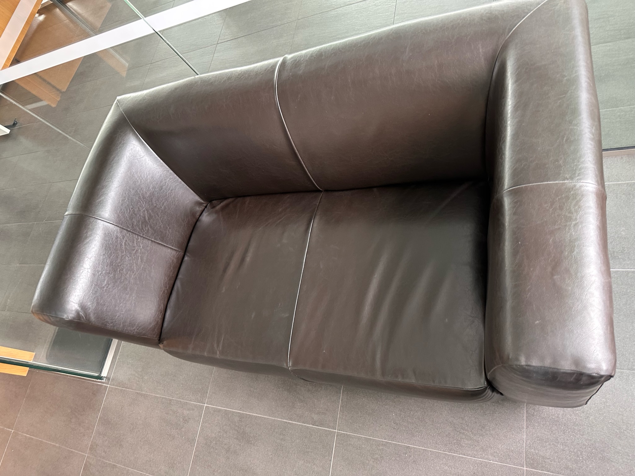 SELT / SOLD Leðursófasett 2+1 4