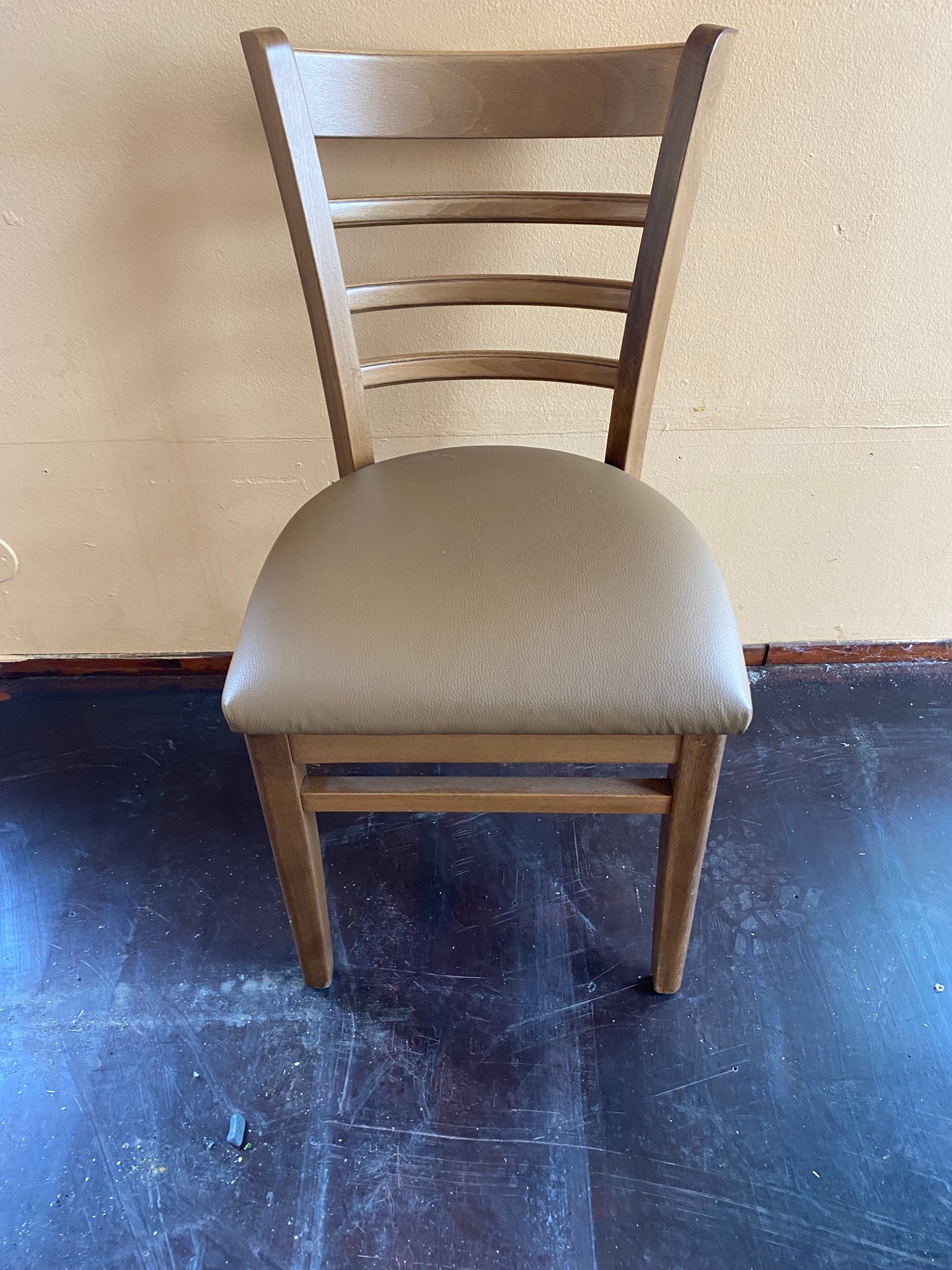 SELT / SOLD Eldhússtólar 3