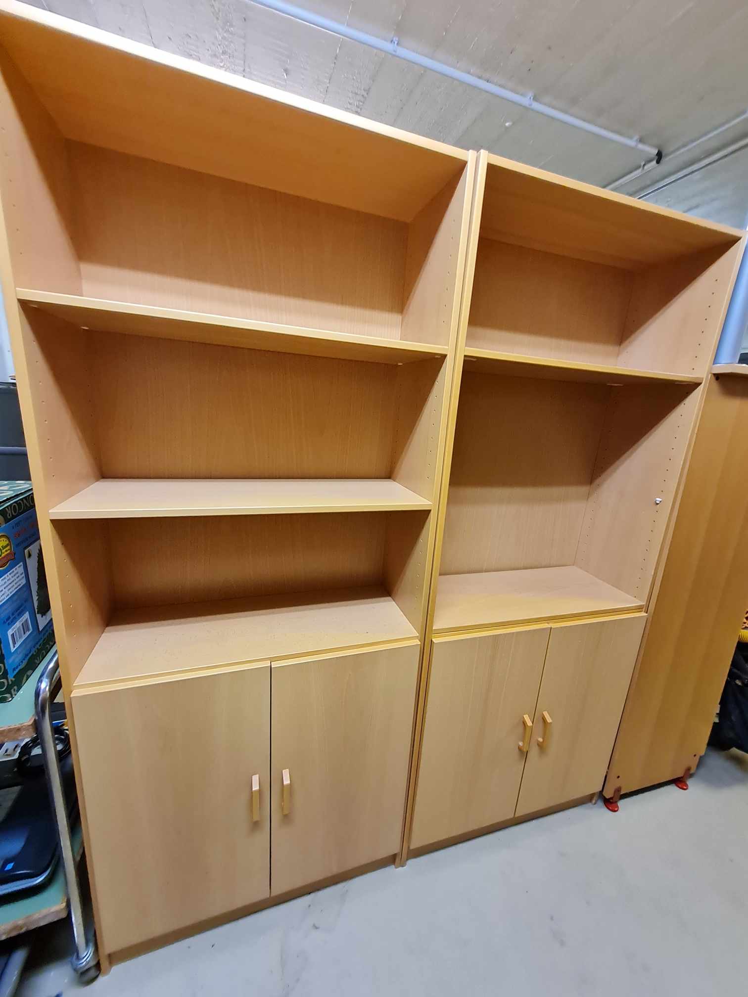 SELT / SOLD Bóka/möppuskápar 2