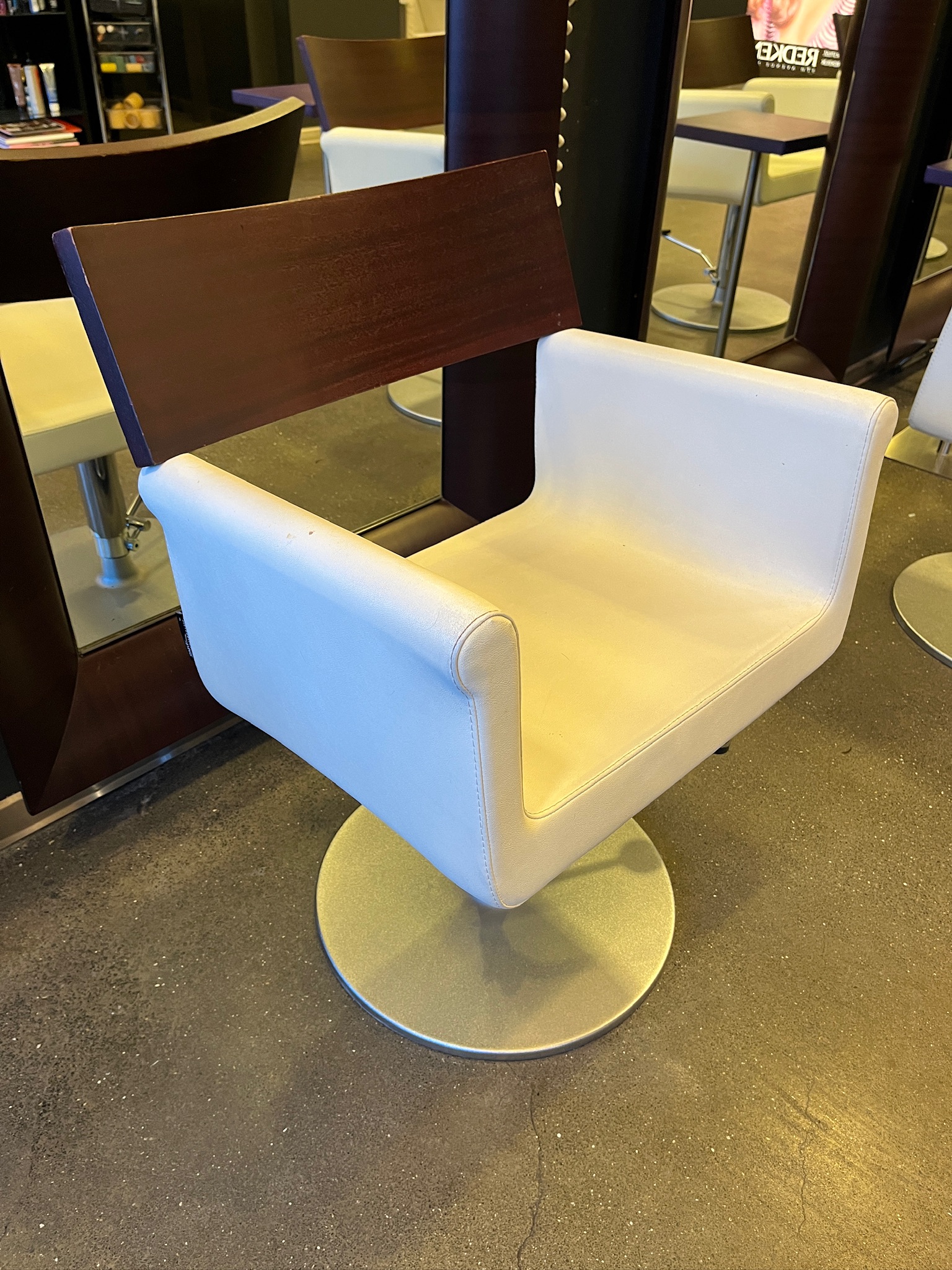 SELT/SOLDGlæsilegur Philippe Starck hárgreiðslustóll - hönnunarstóll (3 stk.) 3