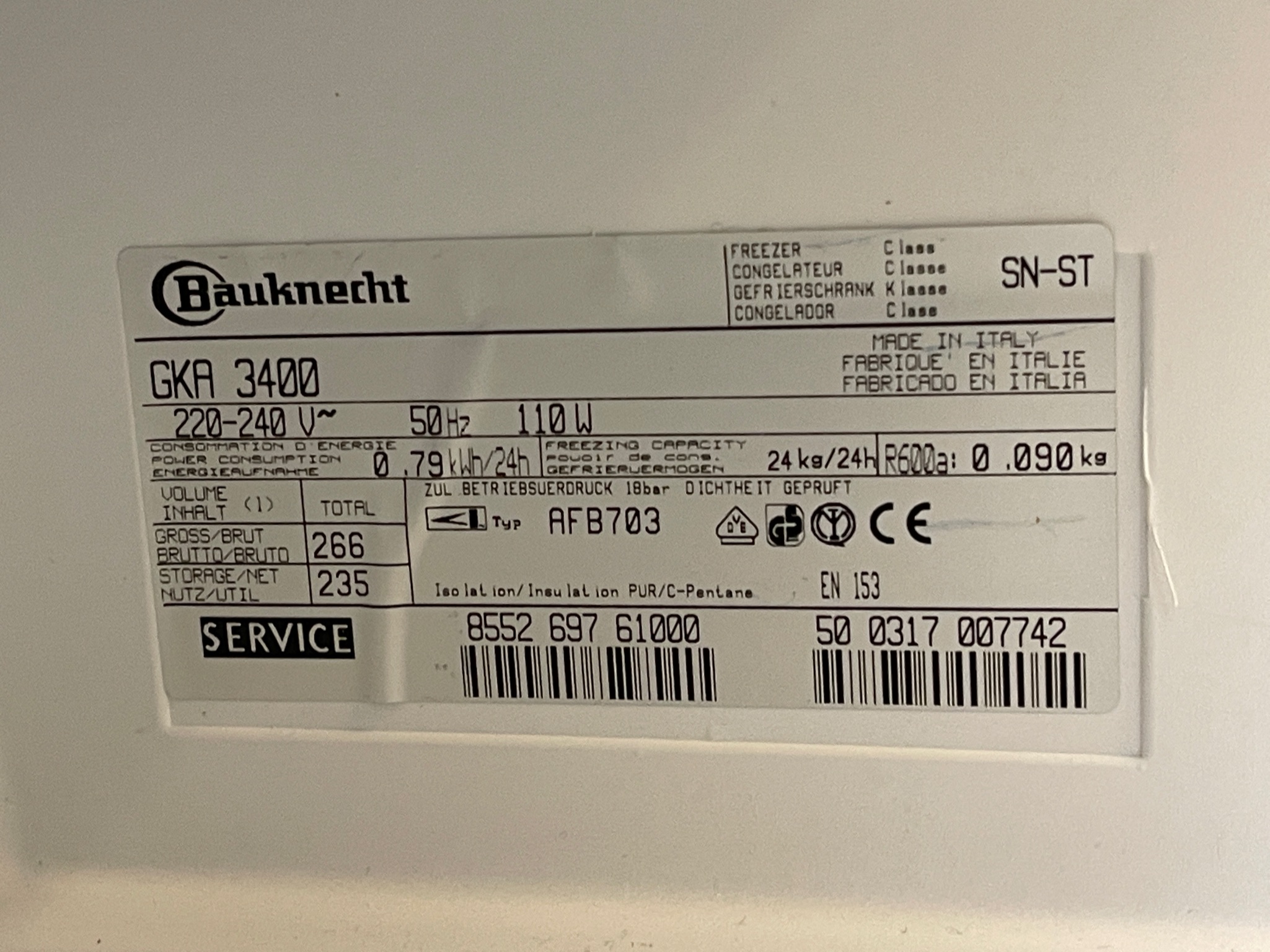 SELT - Bauknecht frystir 235L 4