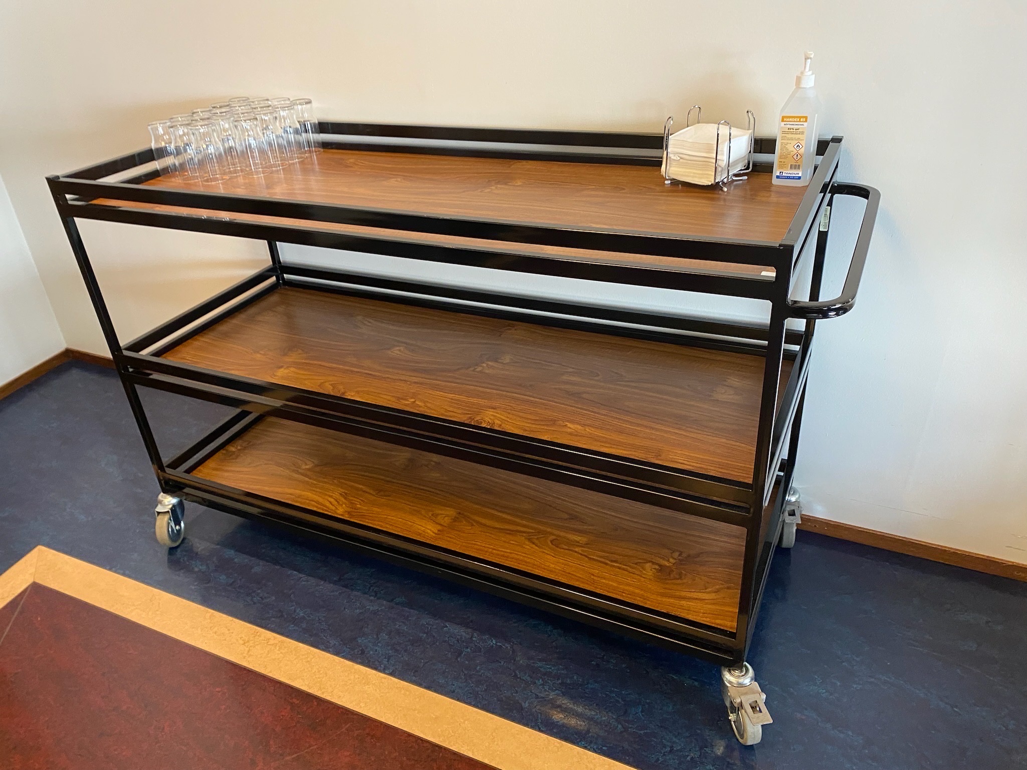 SELT / SOLD Hjólaborð 150x60xH97 - Alþingi