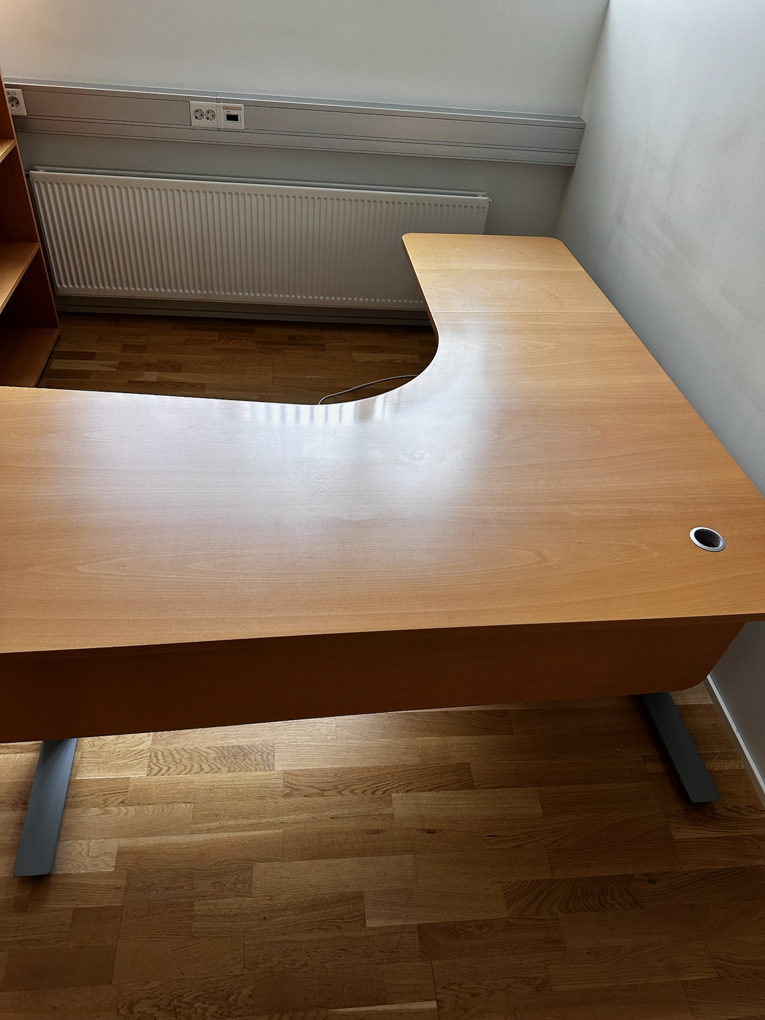 SELT / SOLD Rafmagnshornborð frá Á. Guðmundsson 6