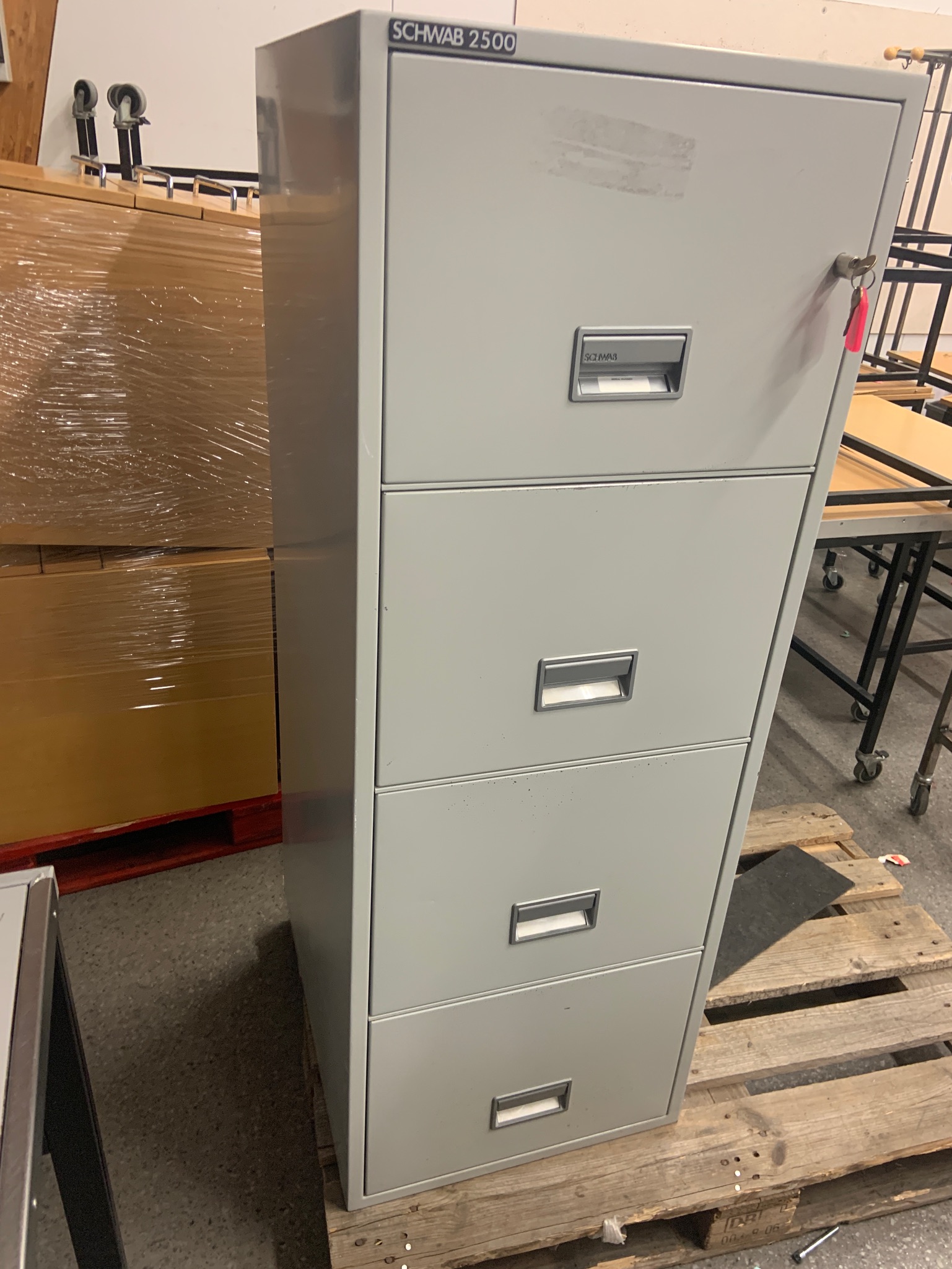SELT / SOLD SCHWAB 2500 skjalaskápur eldvarinn
