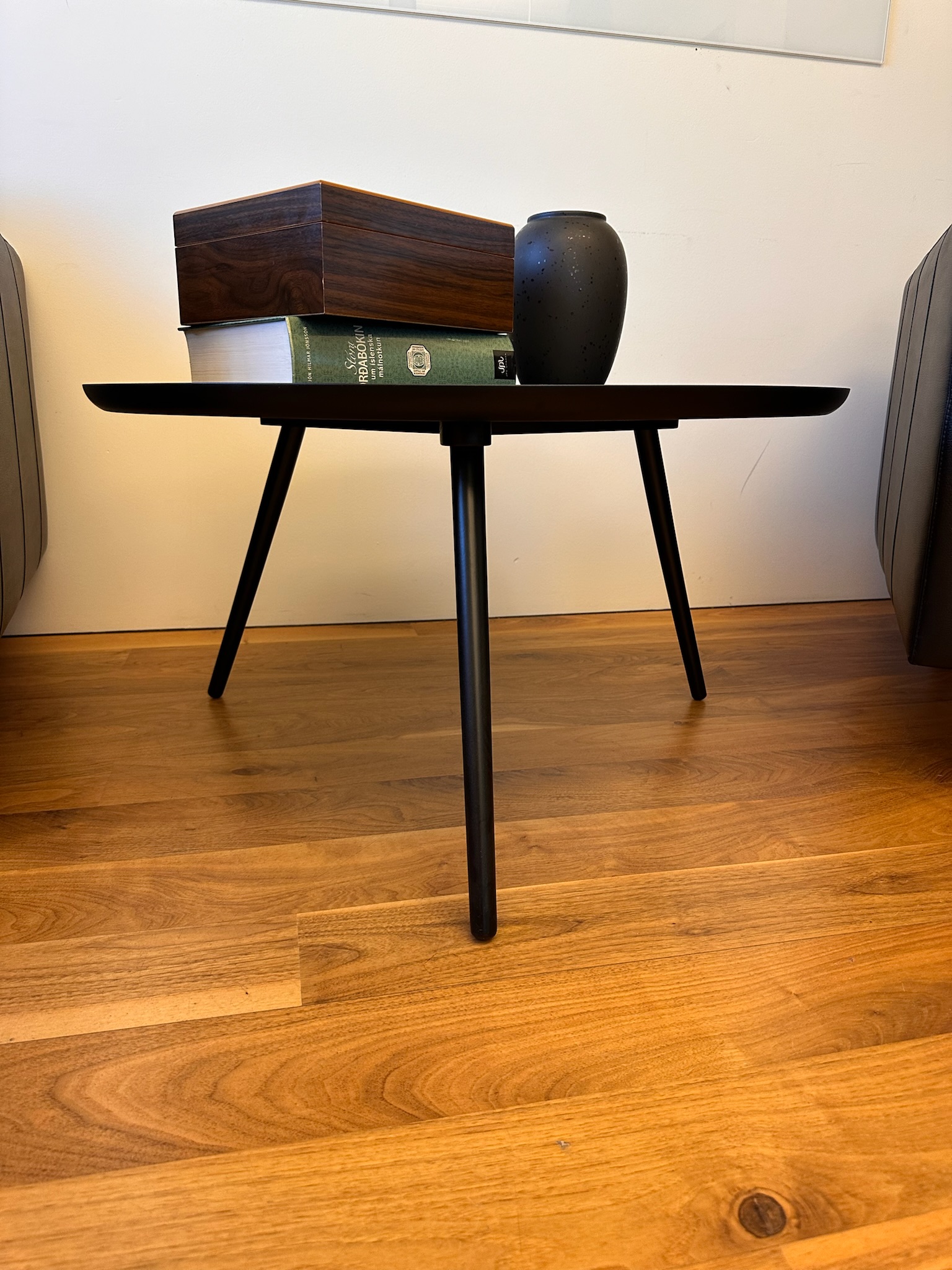 SELT / SOLD Hönnunar sófaborð 3