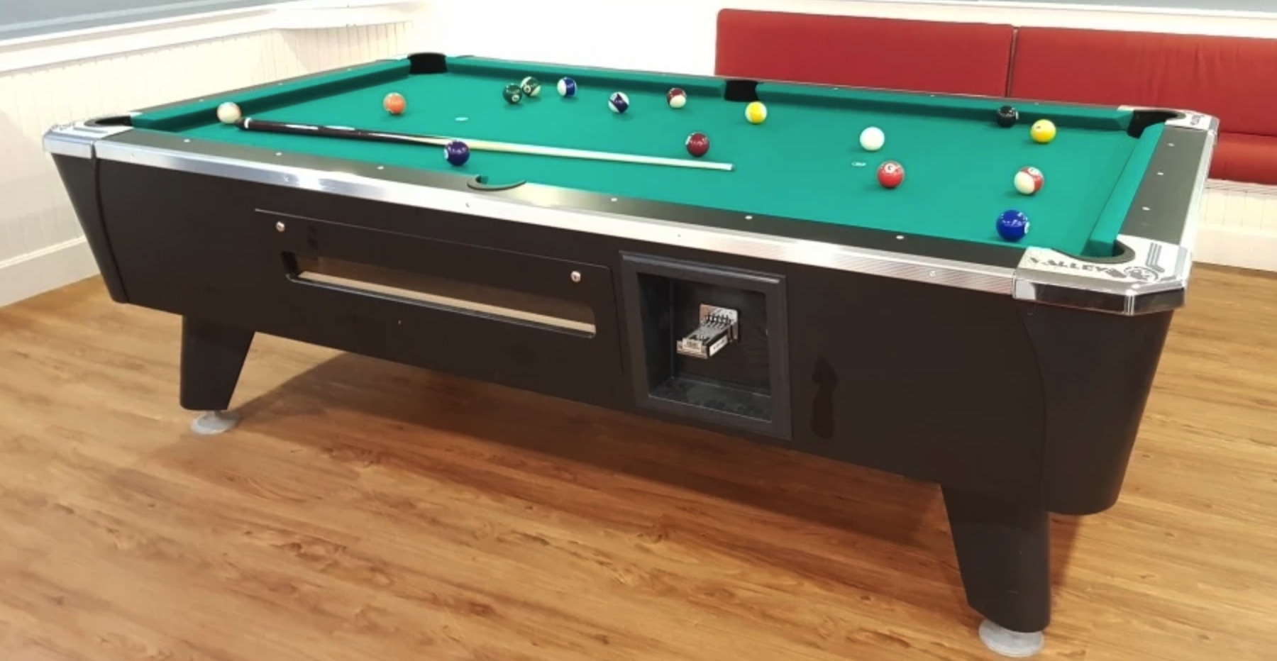 Selt/Endurnýtt-Dynamo poolborð 7 ft (236 cm x 135 cm)