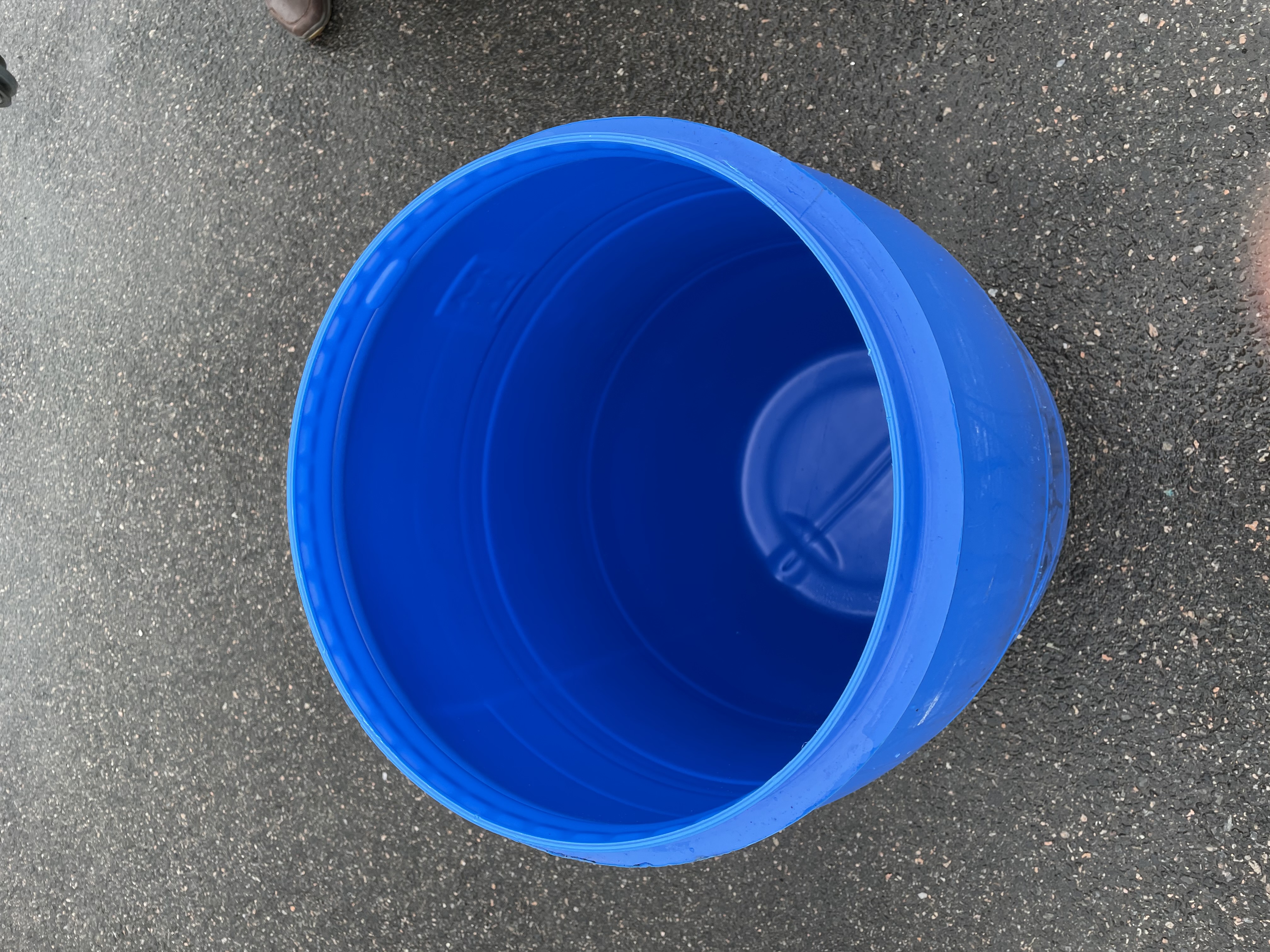 SELT / SOLD - Plasttunna - plasttunnur 120 l lítra - gráslepputunnur 3