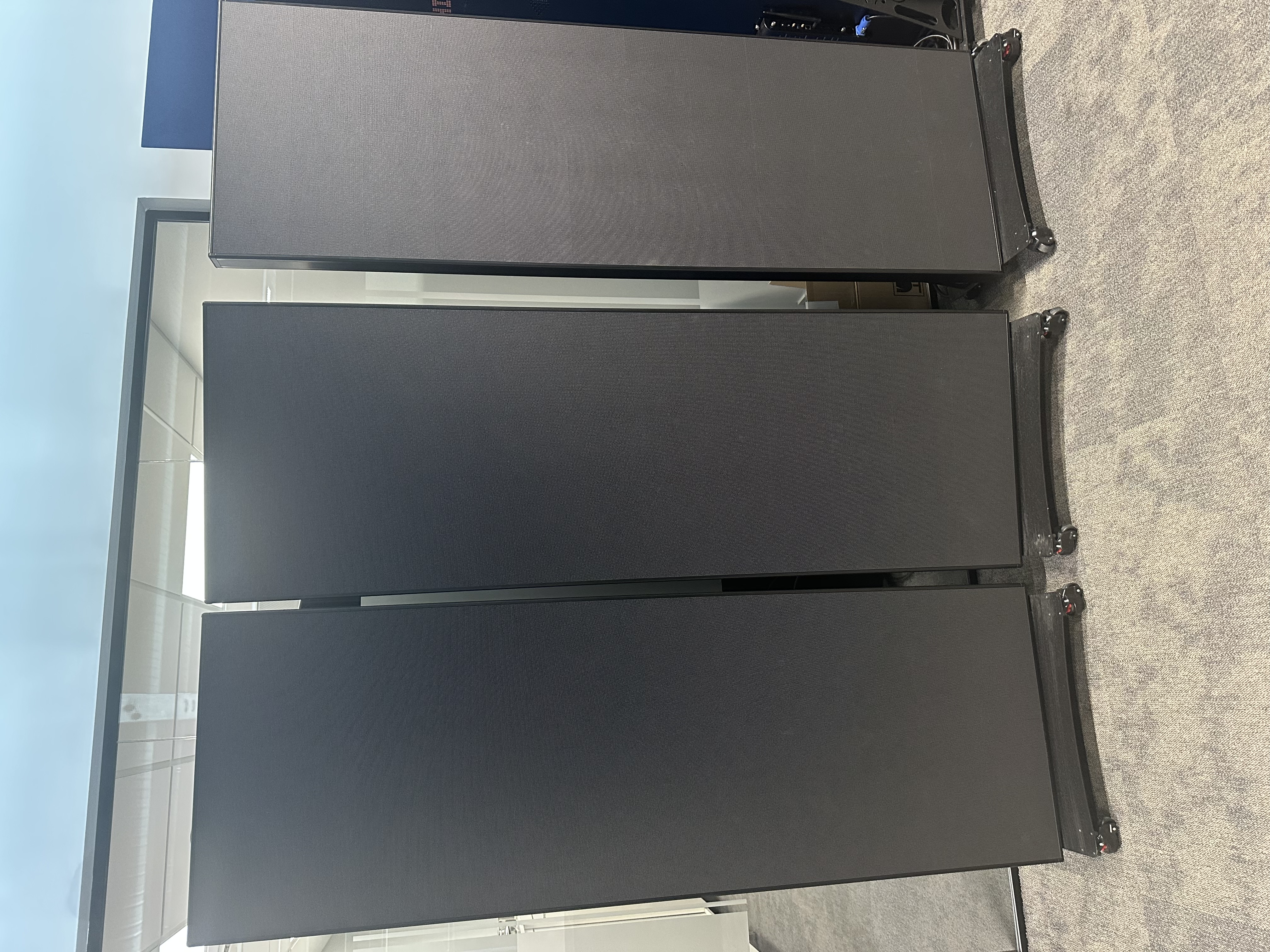 SELT / SOLD Yuchip LED auglýsingaskjár, H200xB65xD7sm. 2