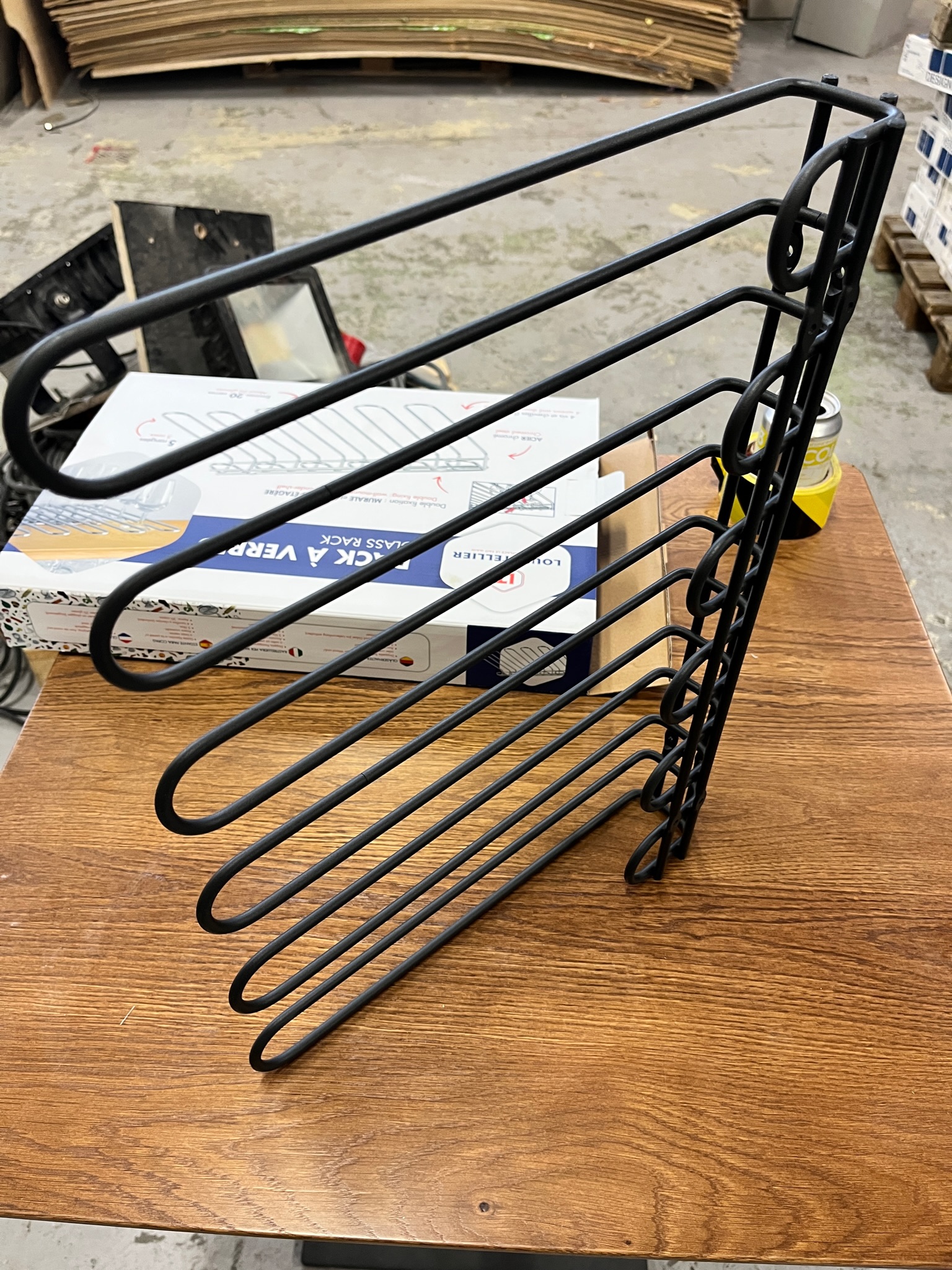 SELT / SOLD - Glasarekkar - glasarekki - svart - ca 10 stk.