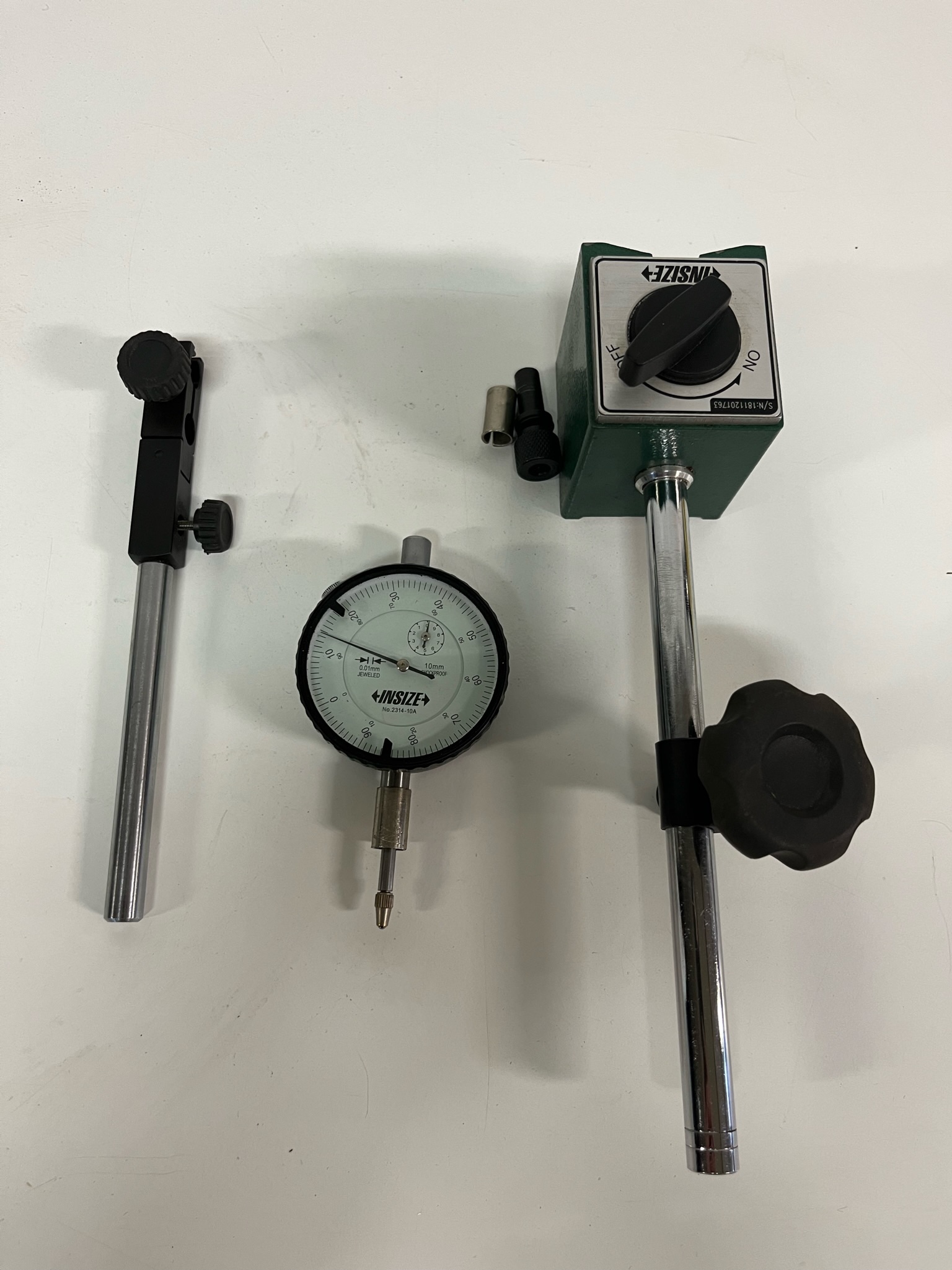 SELT / SOLD Mælitækjasett frá InSize Mag Base & 10mm x 0.01mm Dial Indicator 2