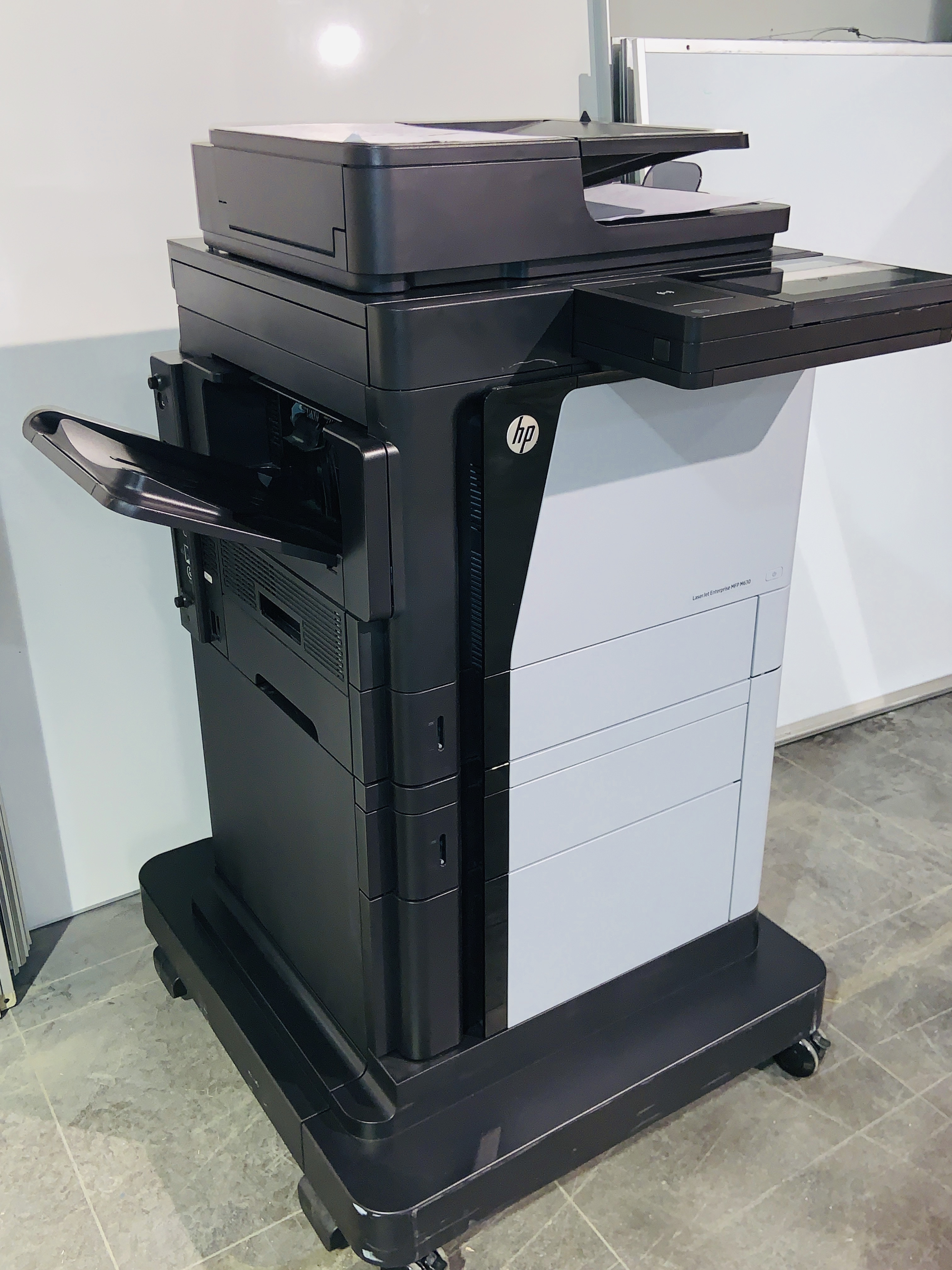 Selt-HP Color Laserjet Ent. MFP M630dn
