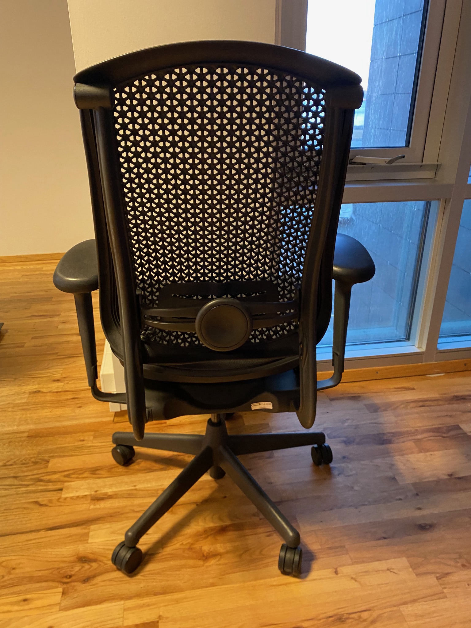 SELT / SOLD Herman Miller Celle frá Pennanum 4