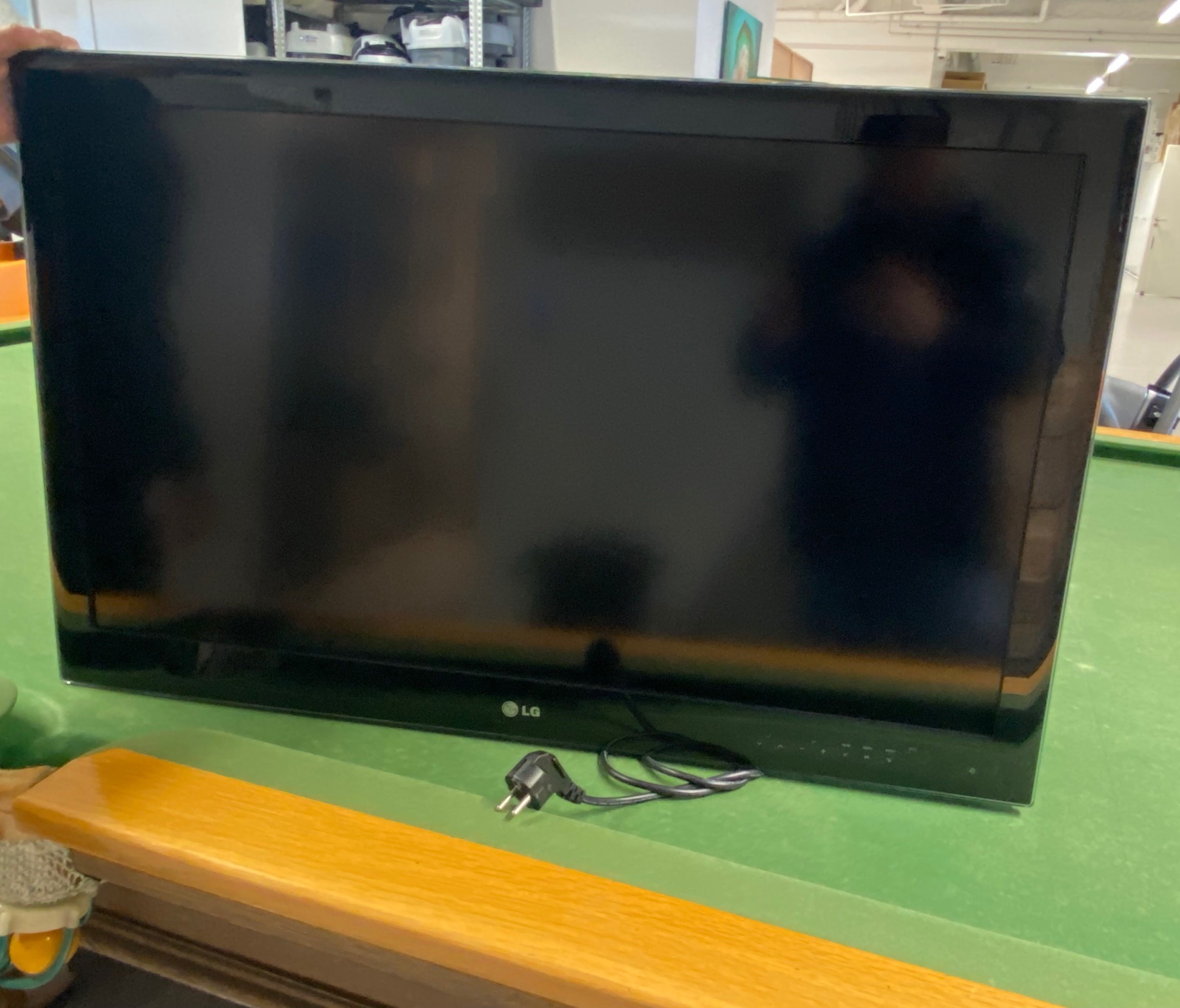 SELT / SOLD LG Sjónvarp 37''