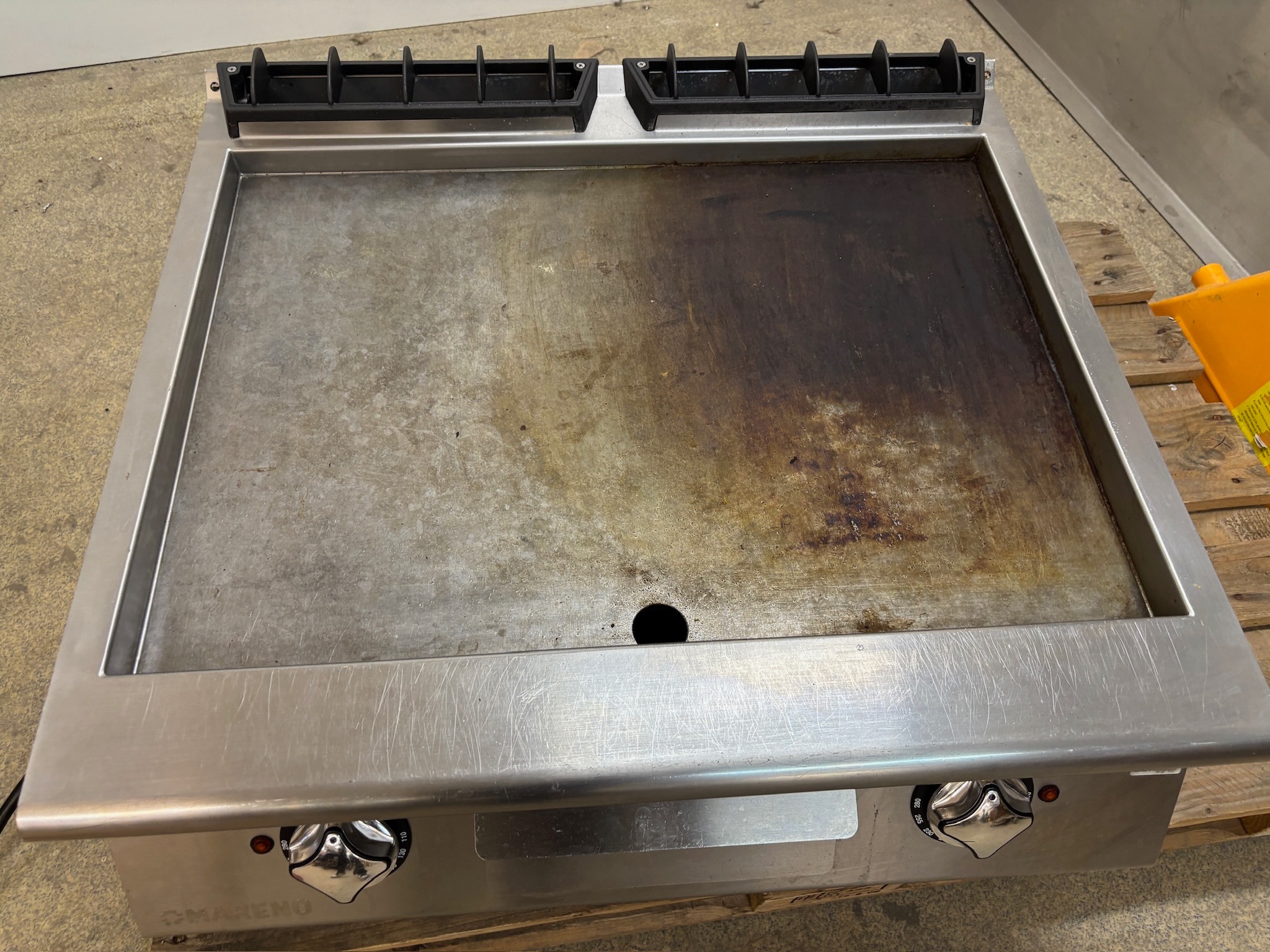 SELT / SOLD Mareno Grill Panna, D73 x B80 x H30 sm 4
