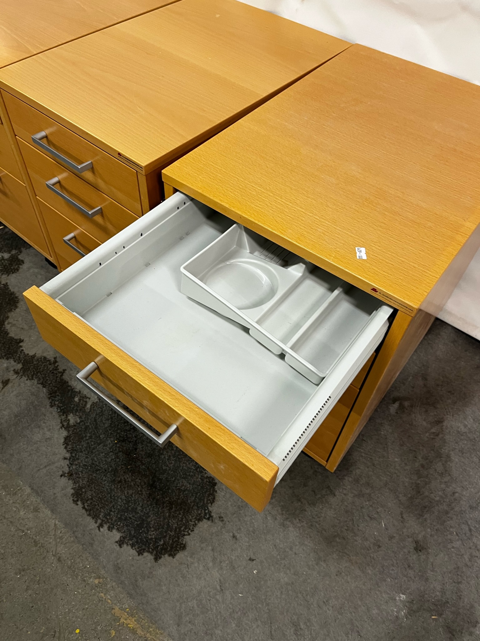 SELT / SOLD Skrifstofukálfar frá Á. Guðmundsson 4