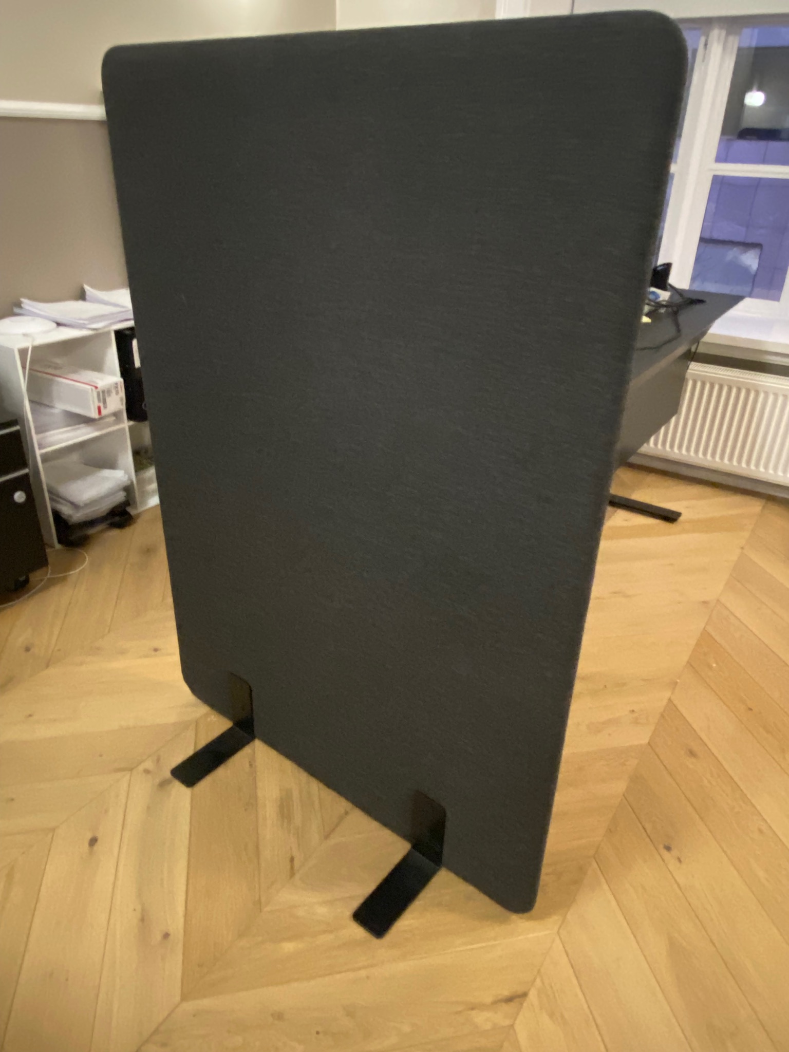 SELT / SOLD Tauskilrúm dökkgrá frá Sýrusson 4