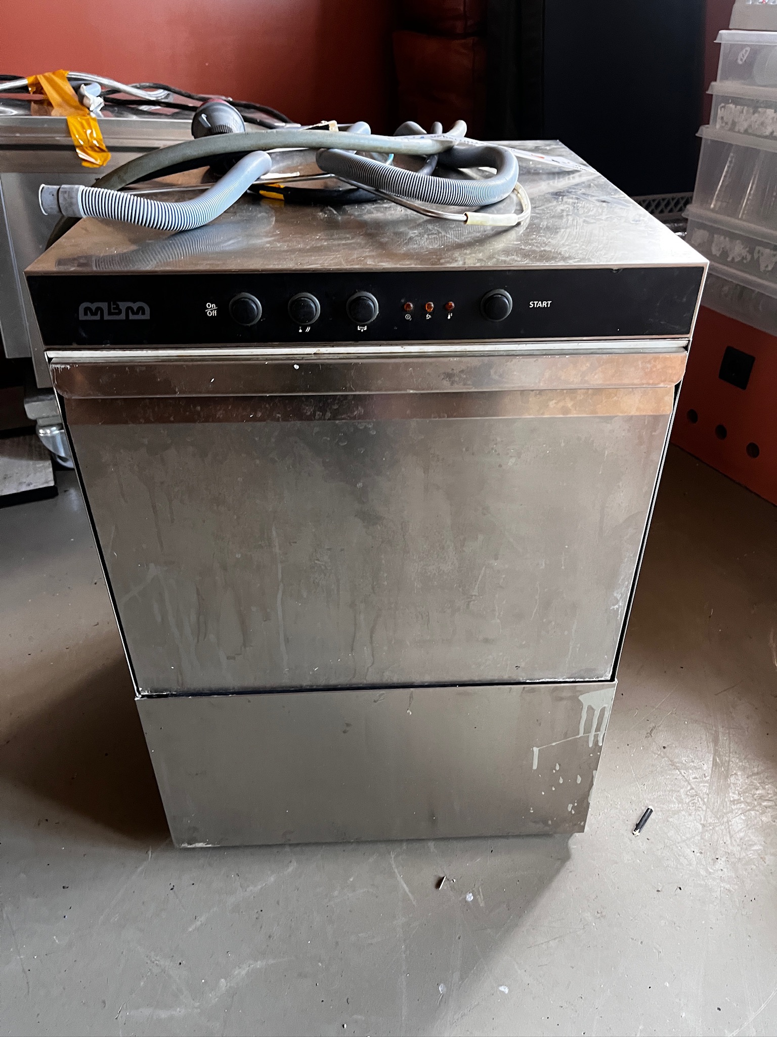 SELT / SOLD MBM undirborðsvél, H82 x B57 x D60 sm. 5