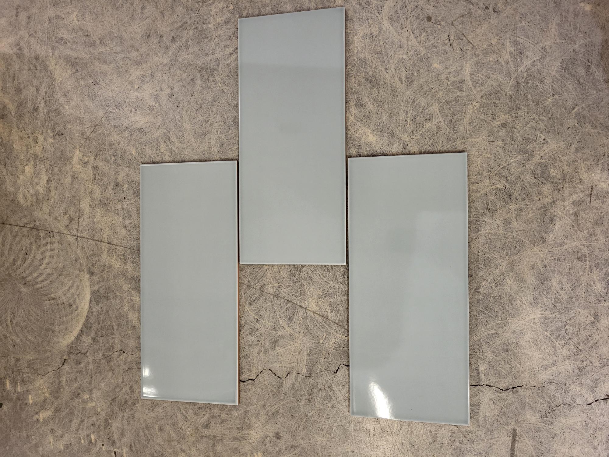 Aquamarina Glossy 20x45,7 flísar - 225,12 fm.