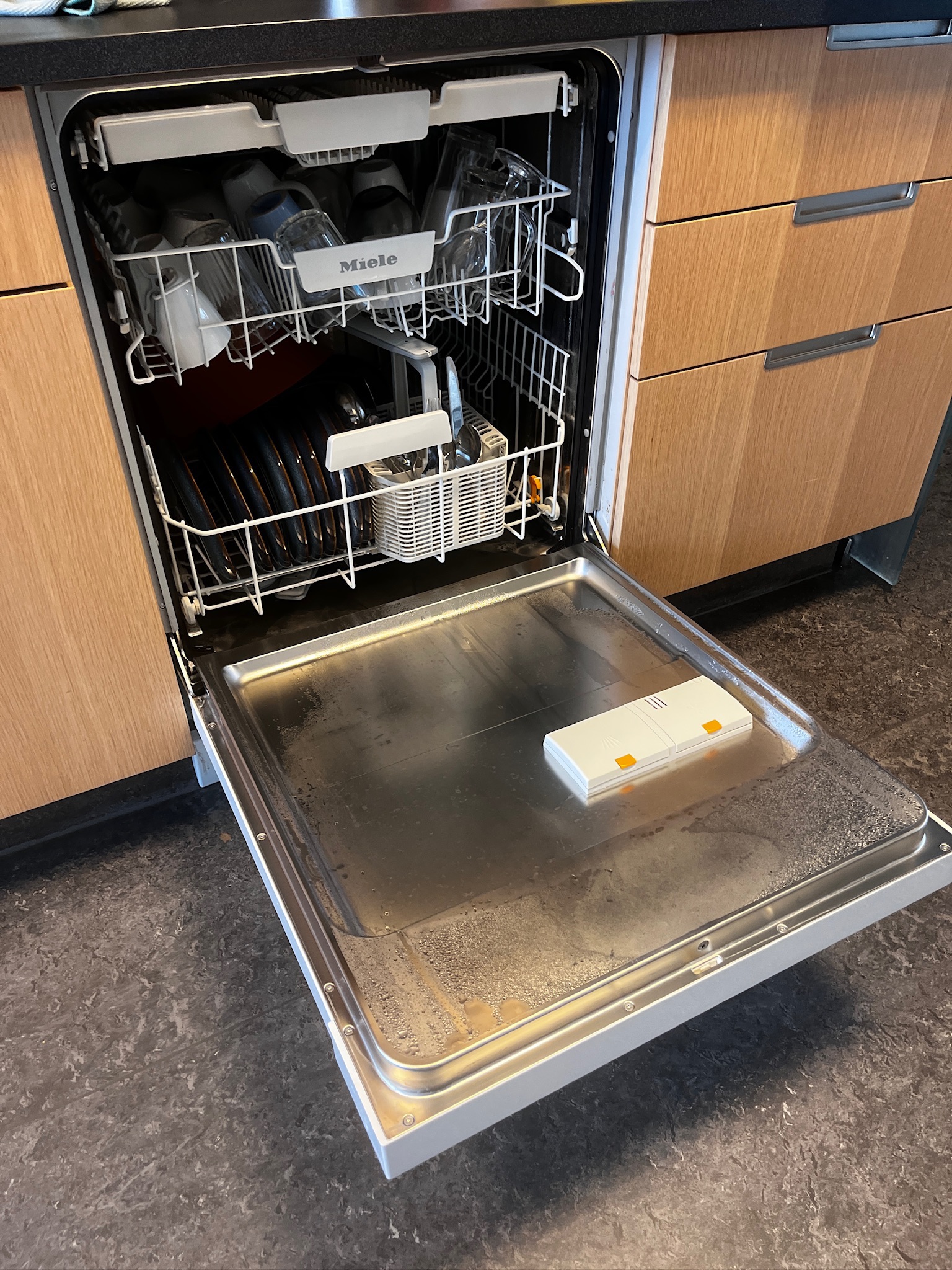 SELT / SOLD Miele uppþvottavél, 60sm. 2