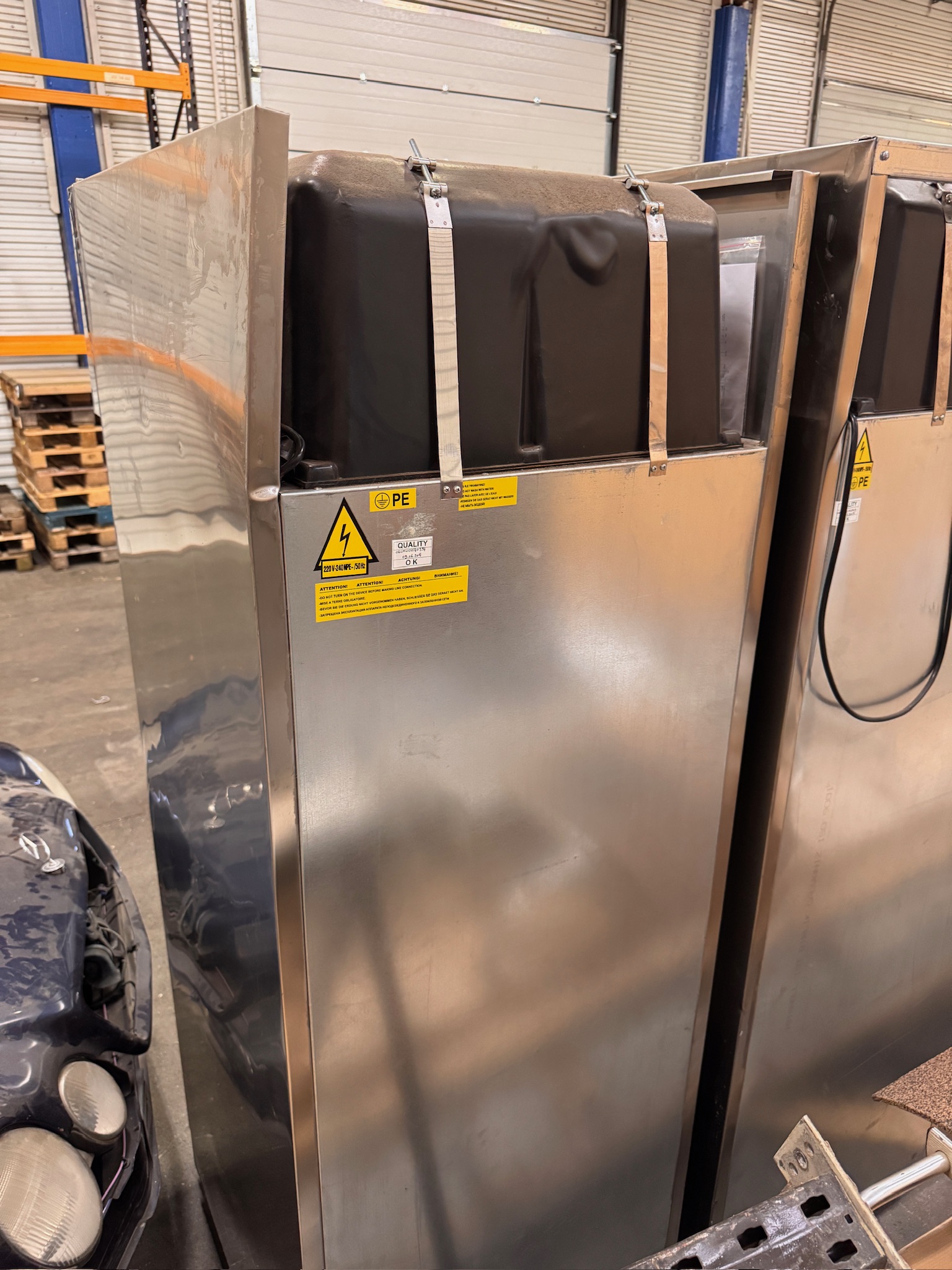 SELT / SOLD Ozti fyrstiskápur 5