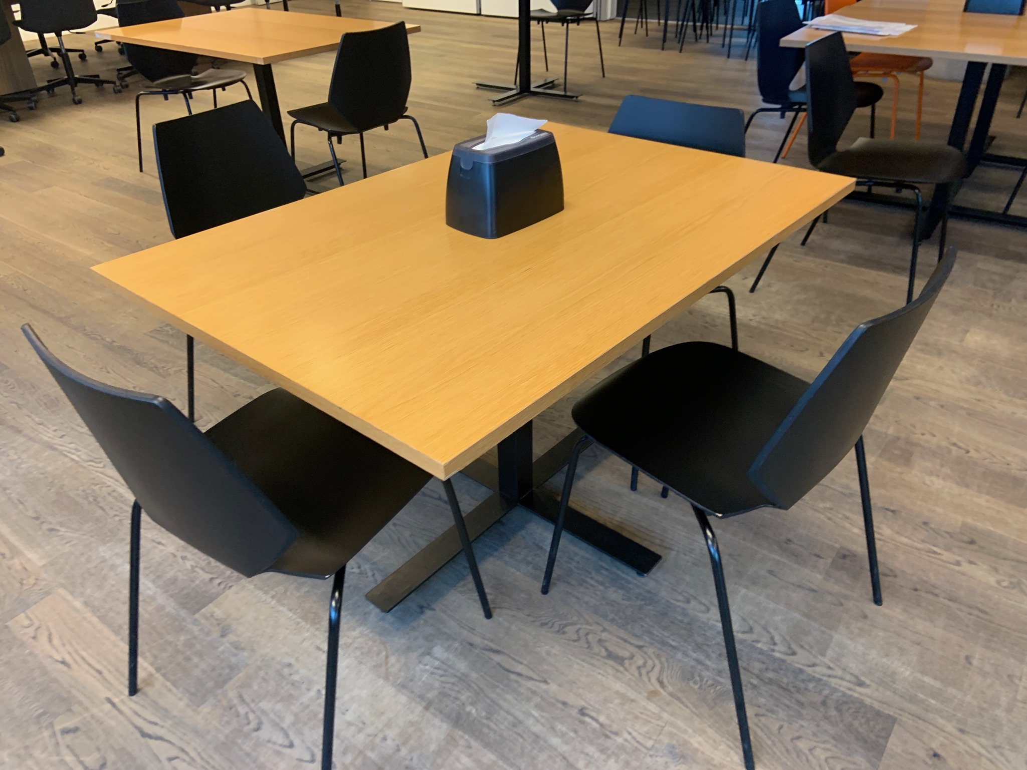Selt/Endurnýtt-Sproti eldhússtóll Á. Guðmundssyni 7
