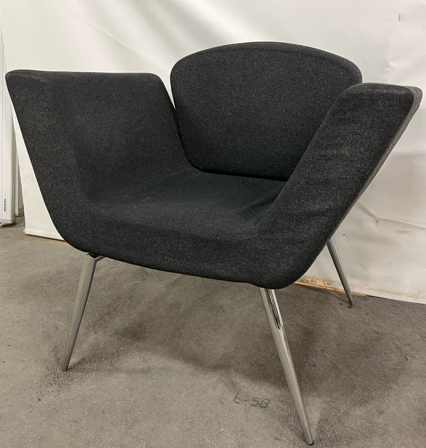 SELT / SOLD Dímon hönnunarstóll, Íslensk hönnun