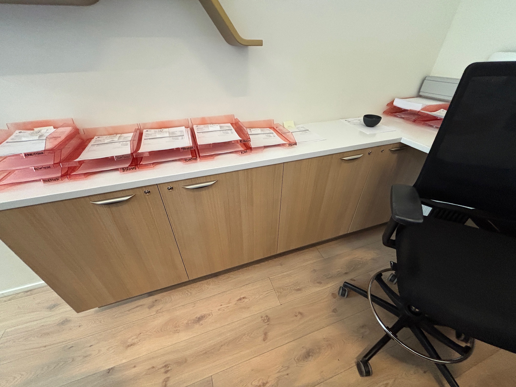 SELT / SOLD Glæsilegt móttökuborð með ledlýsingu, sérsmíði 7