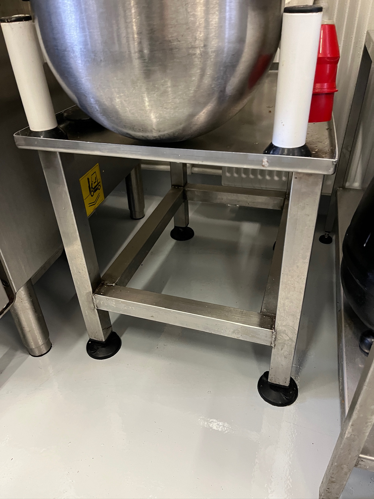 SELT / SOLD Varimixer Bear hrærivél 6