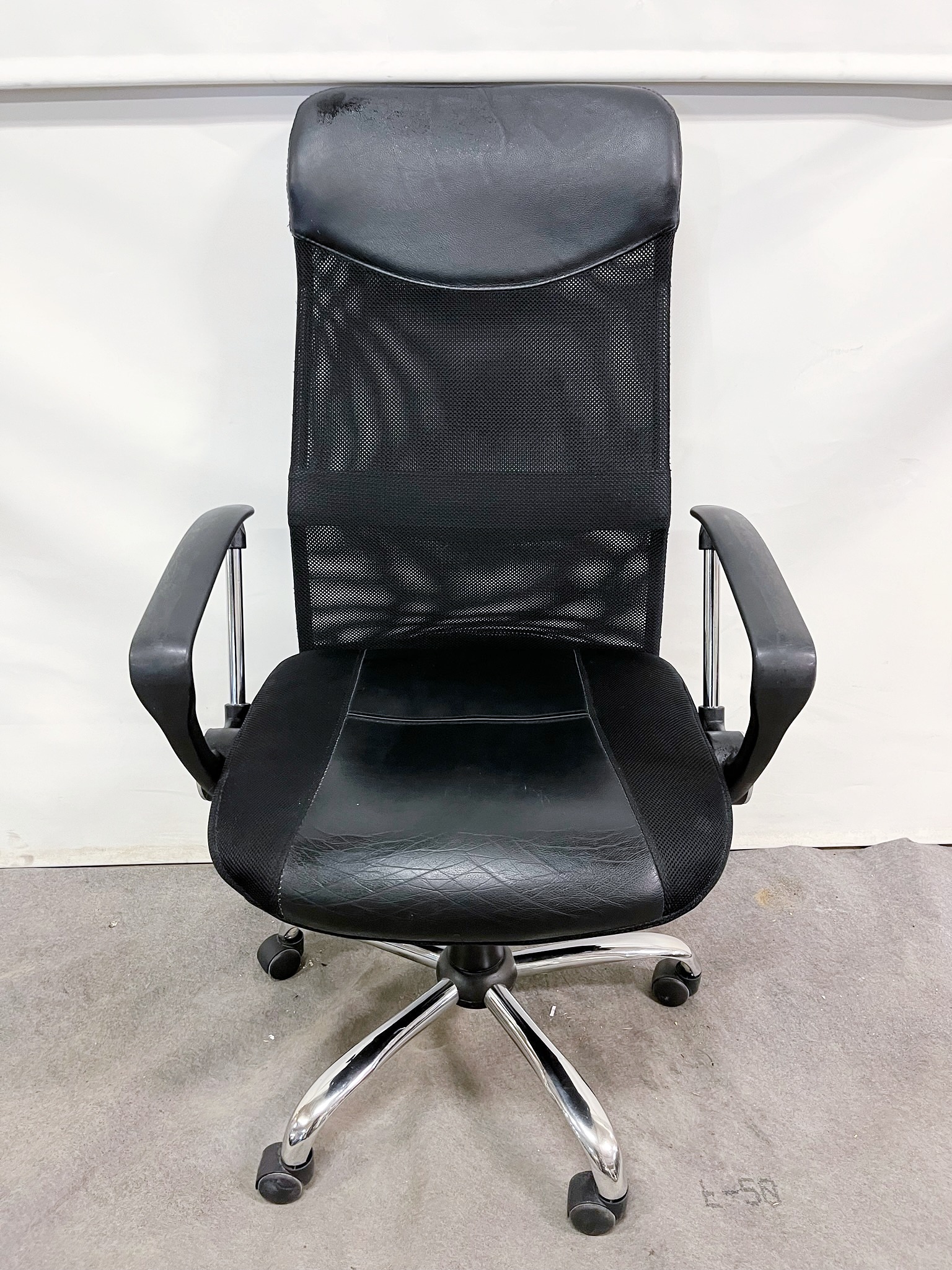 SELT / SOLD Kokoon skrifstofustóll (8 stk.)