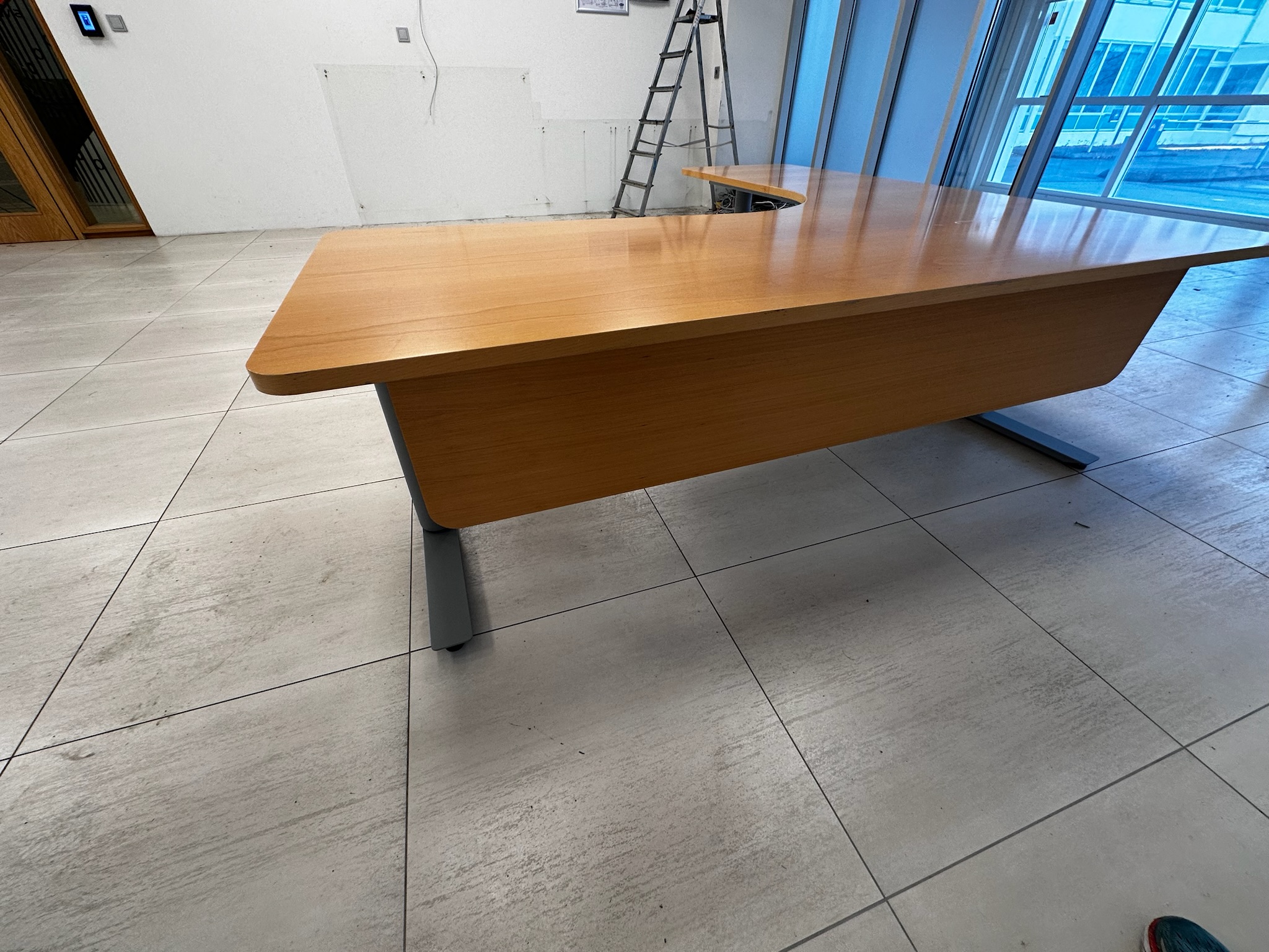 SELT / SOLD Rafmagnshornborð frá Á. Guðmundsson 2