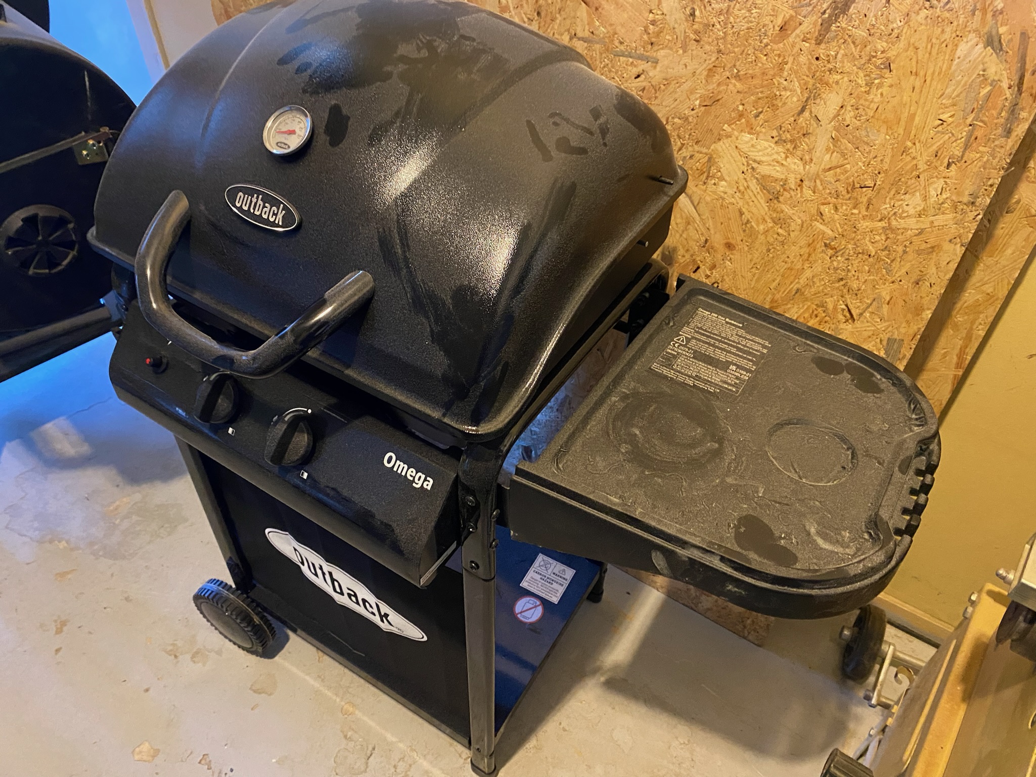 SELT / SOLD Gasgrill Omega 200 Outback (ónotað) 2