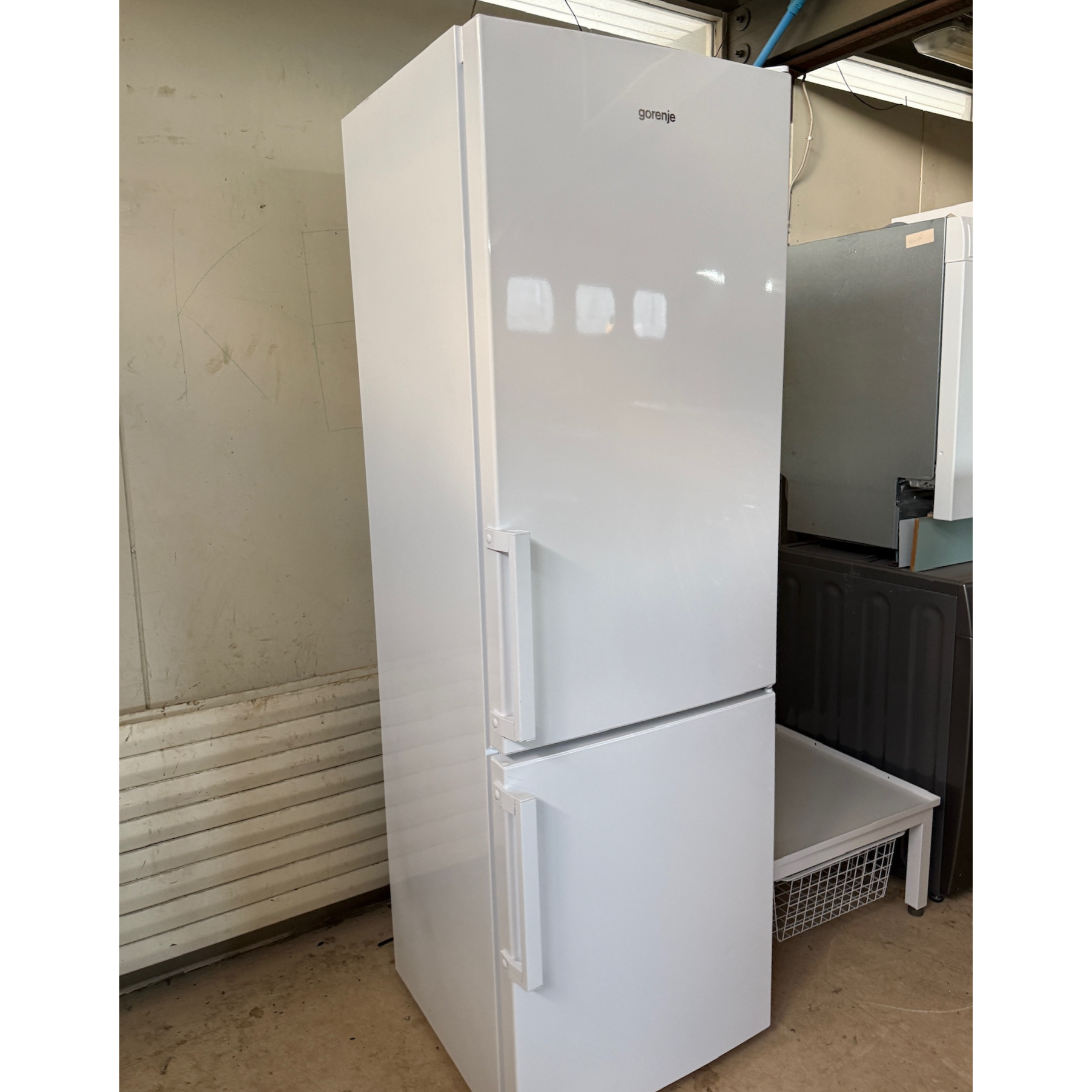 SELT / SOLD Gorenje ísskápur með frysti, H185sm.
