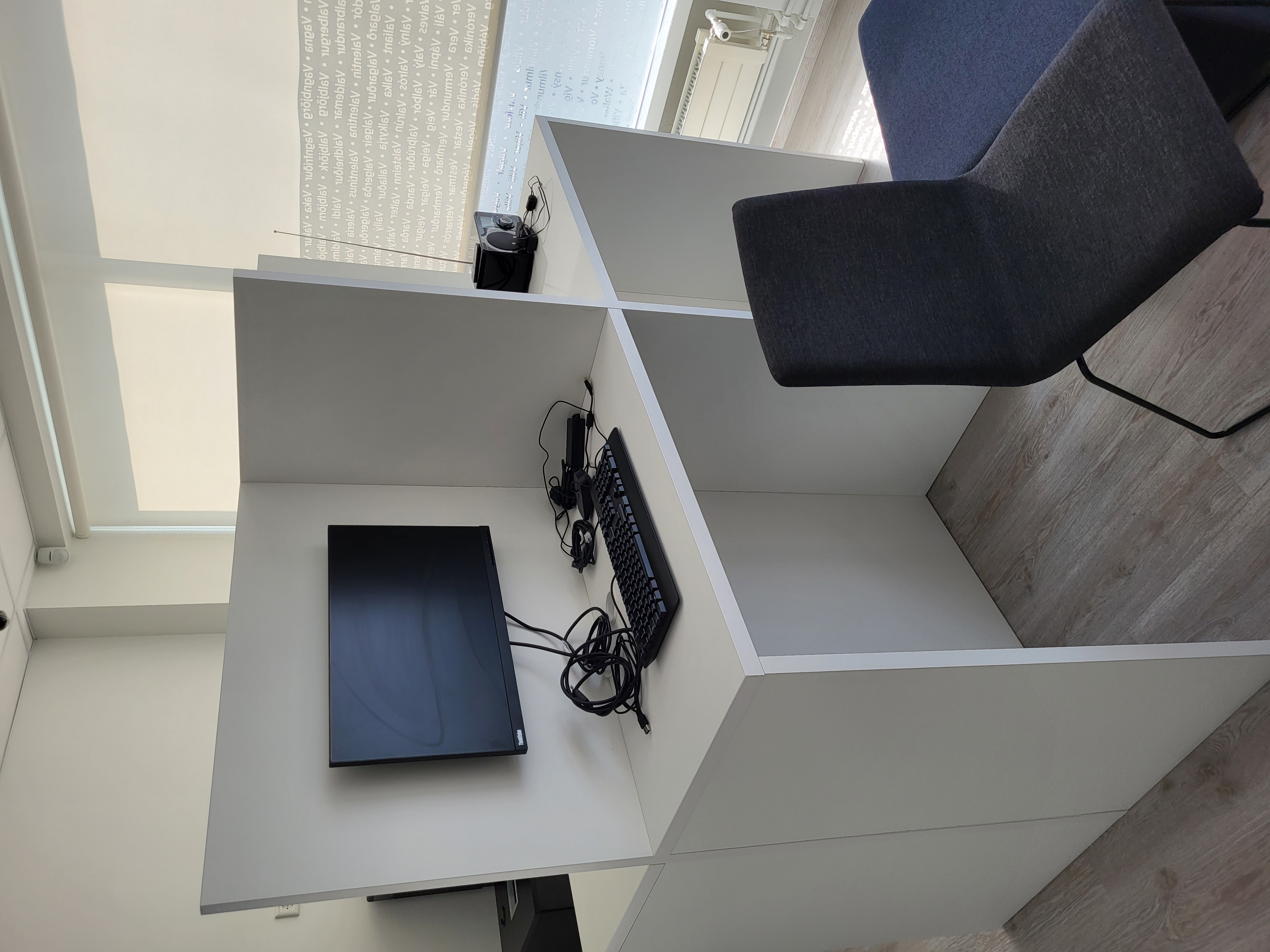 SELT / SOLD Tölvuborð - móttökuborð sérsmíði 5