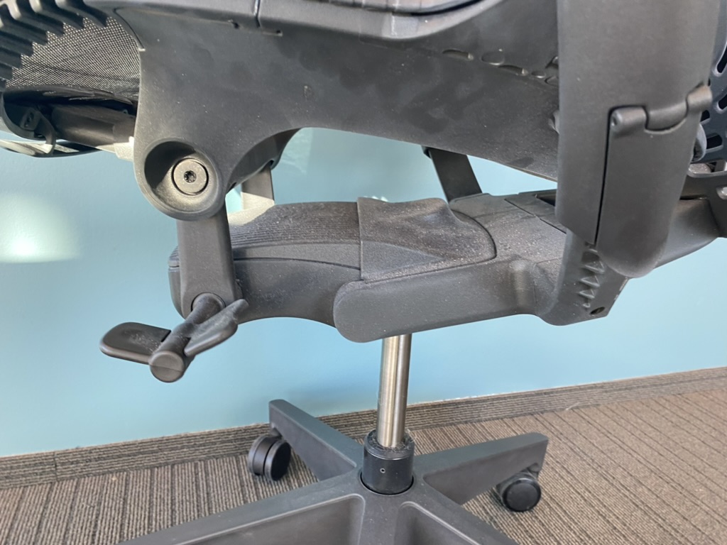 SELT / SOLD Herman Miller Mirra 2 frá Pennanum, sem nýir 11