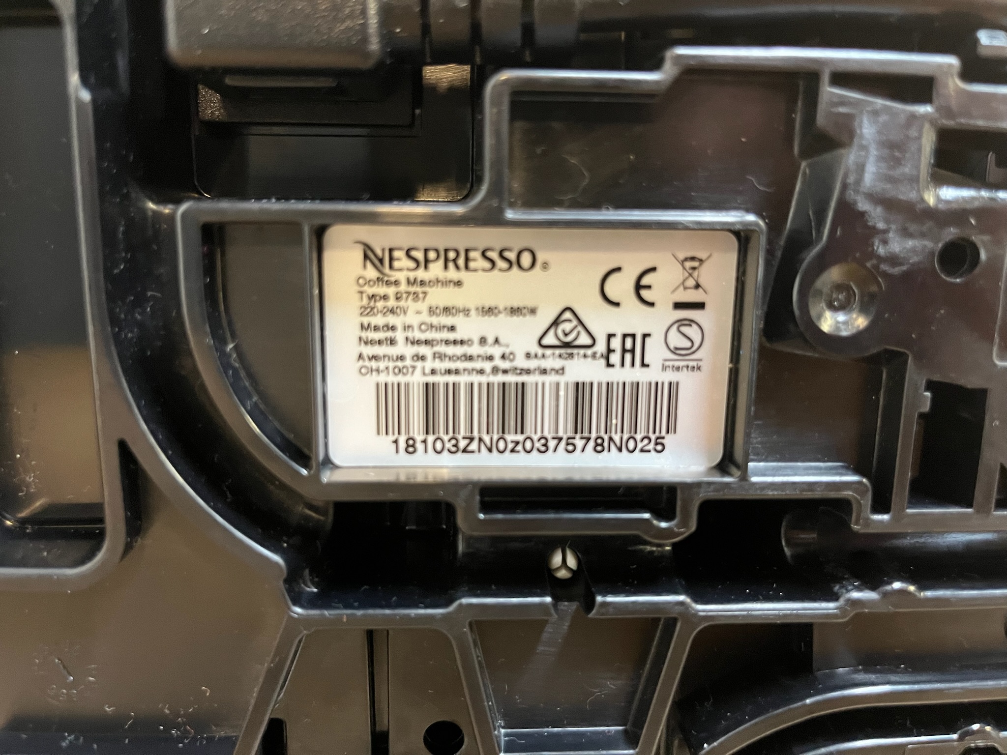 SELT / SOLD Nespresso kaffivél 7