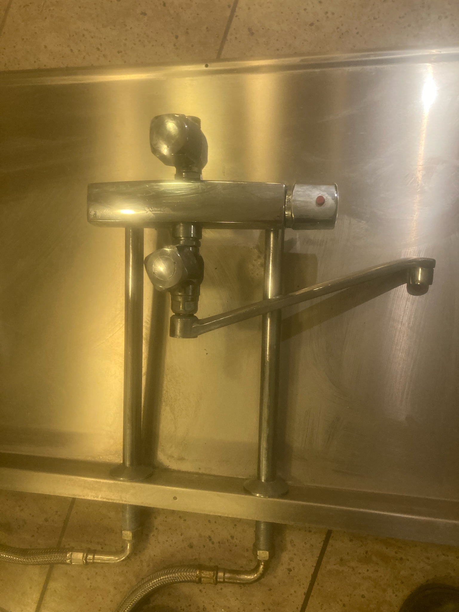 SELT / SOLD Blöndunartæki m/slönguarmi 4