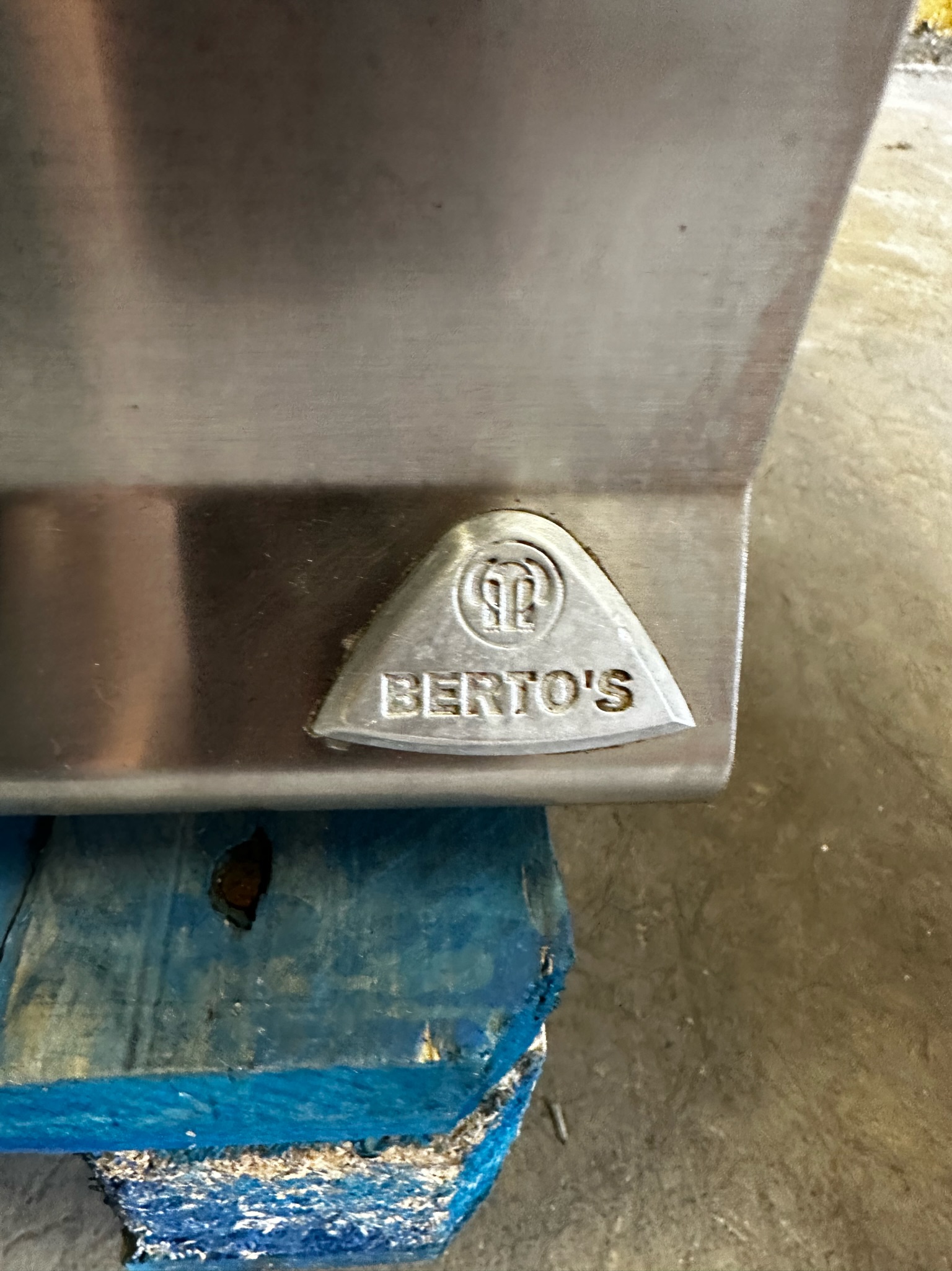 SELT / SOLD Berto's gaseldavél 8